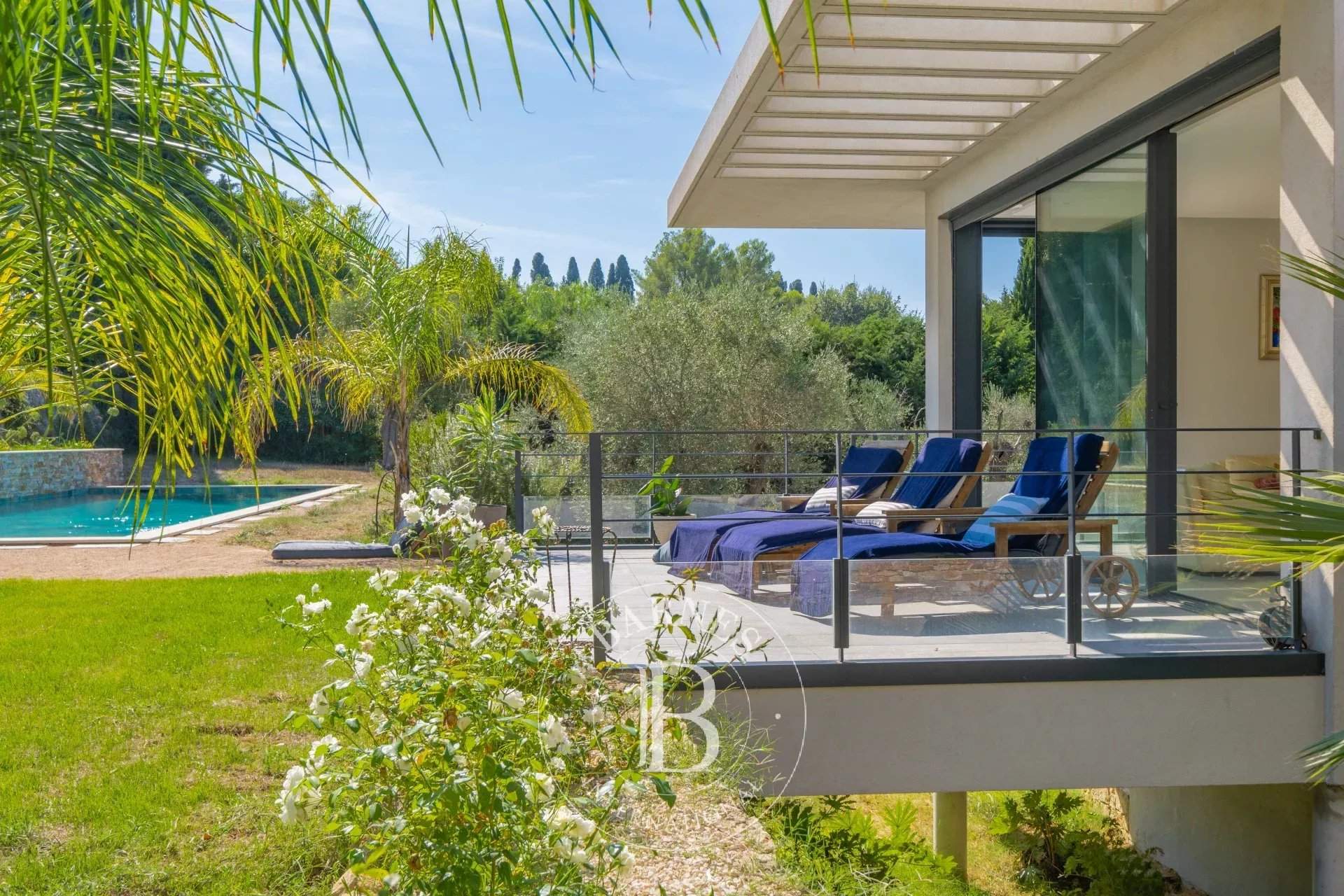 Mougins  - House 5 Bedrooms - picture 9