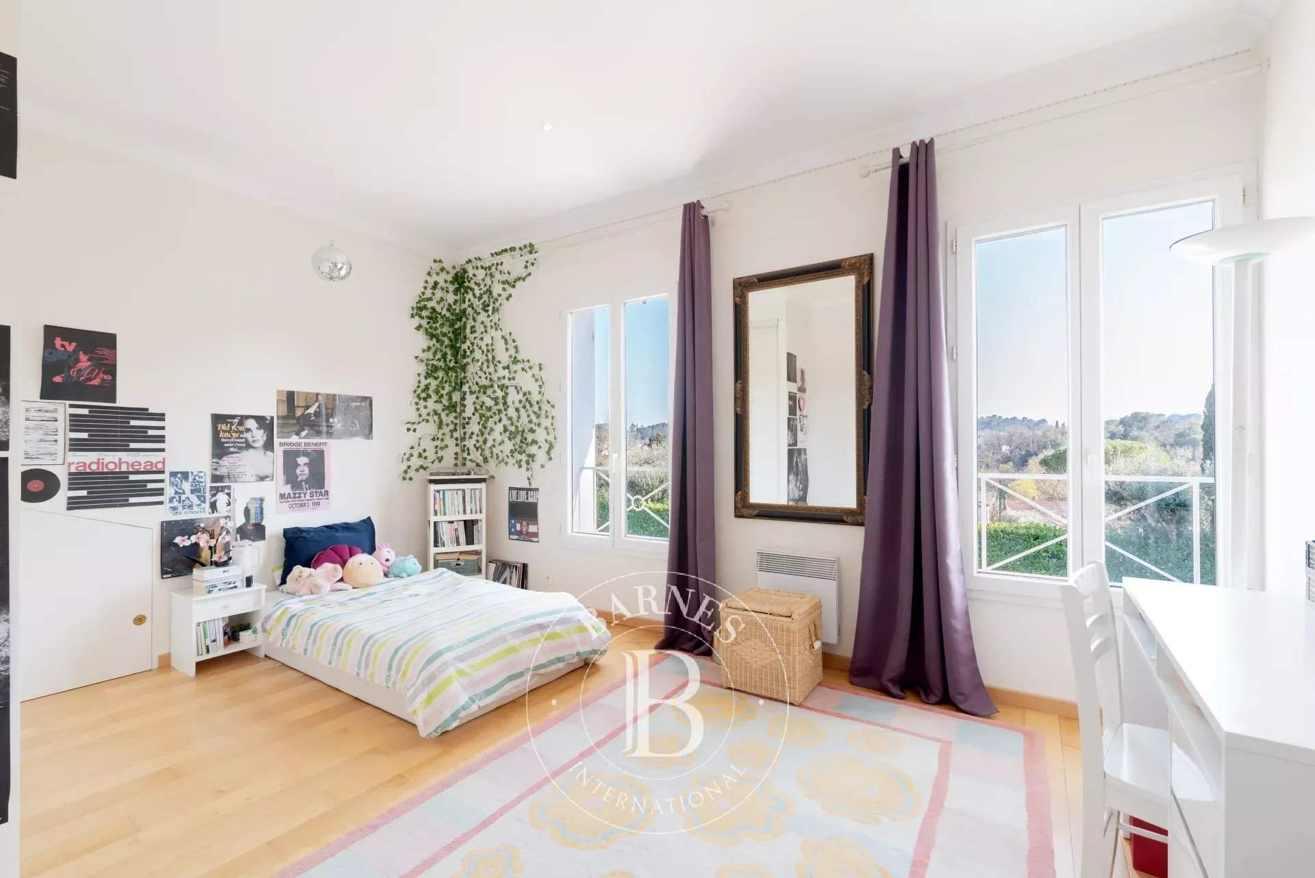 Valbonne  - Villa 7 Pi&egrave;ces 5 Chambres - picture 11