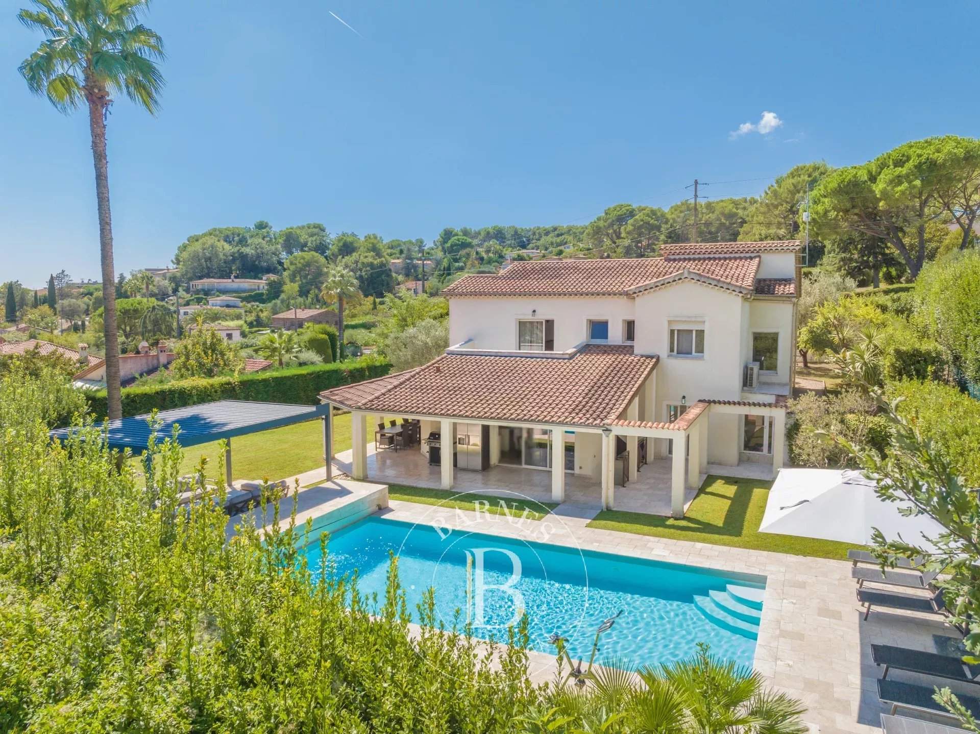 Mougins  - Maison 7 Pièces 5 Chambres - picture 2
