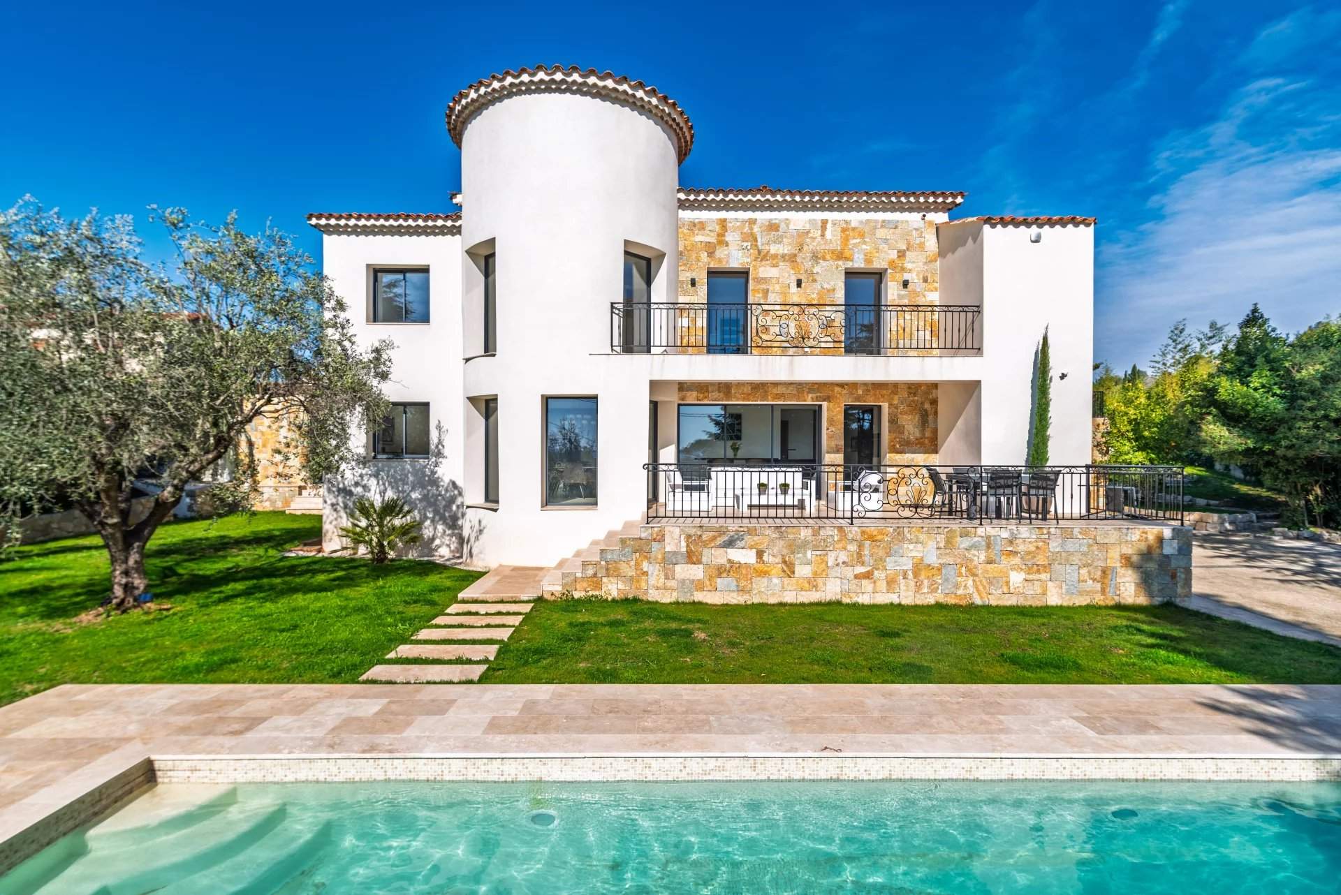 Valbonne  - Villa 8 Pi&egrave;ces 5 Chambres - picture 1