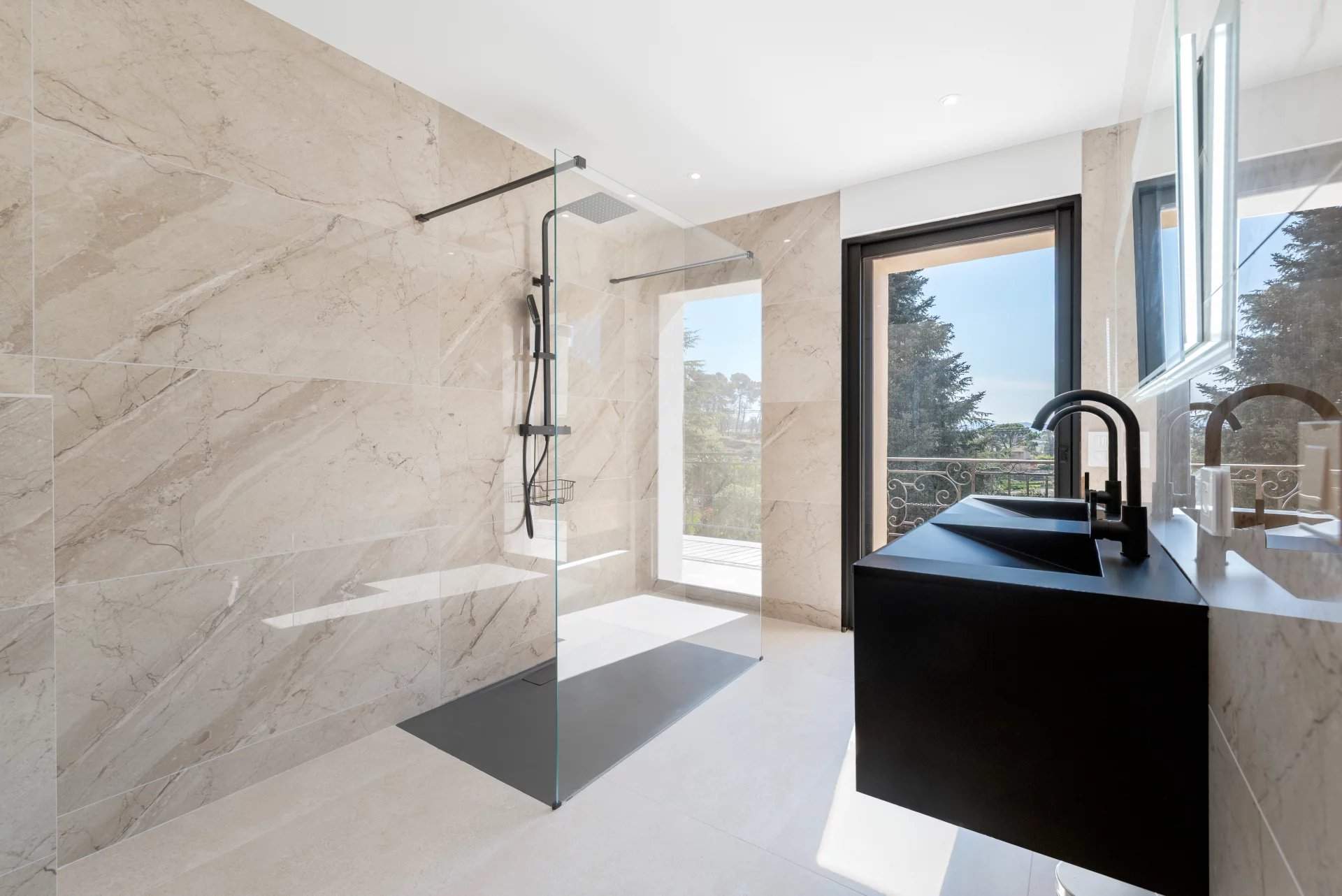 Valbonne  - Villa 8 Pi&egrave;ces 5 Chambres - picture 15