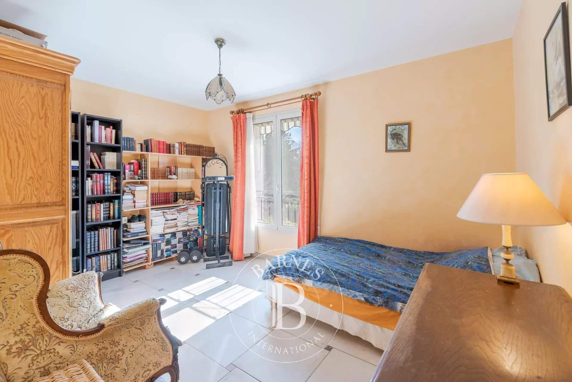 Châteauneuf-Grasse  - Maison 7 Pi&egrave;ces 5 Chambres - picture 20