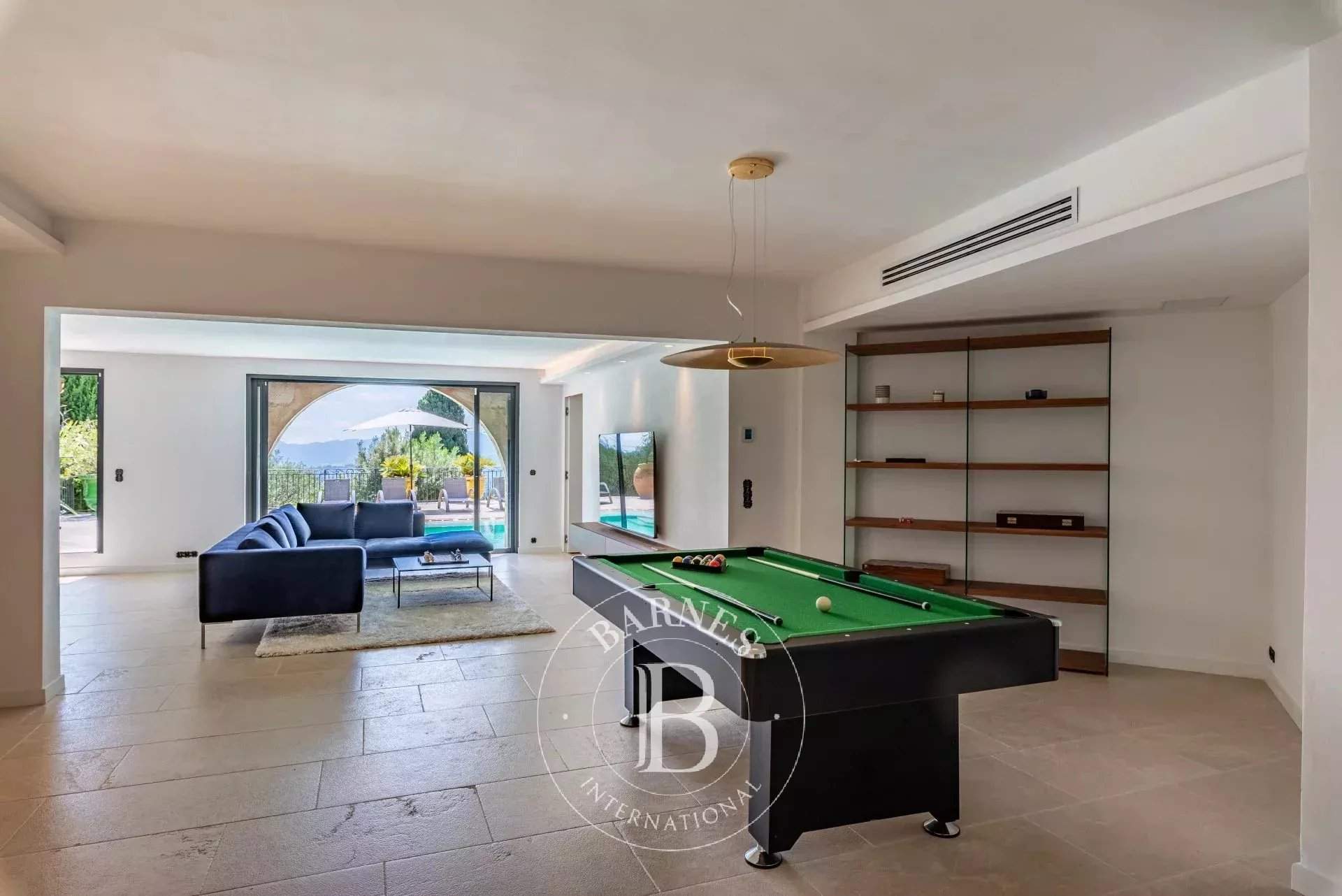 Mougins  - Maison 10 Pièces - picture 9