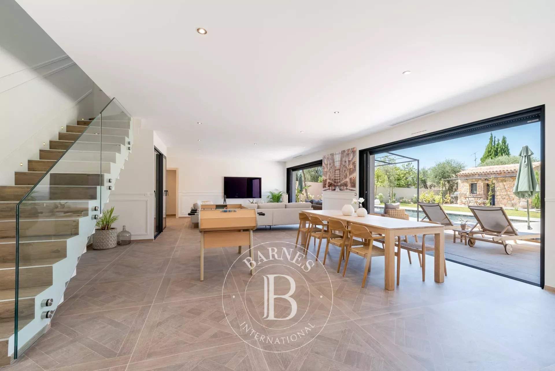 New 5 bedroom villa - Grasse picture 5