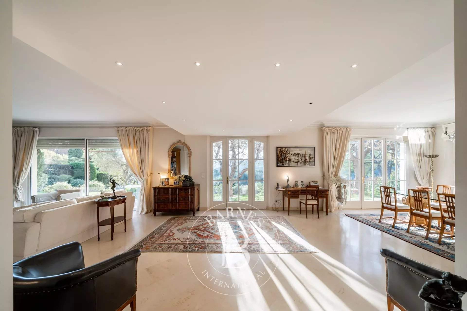 Mougins  - Villa 6 Pi&egrave;ces 4 Chambres - picture 4