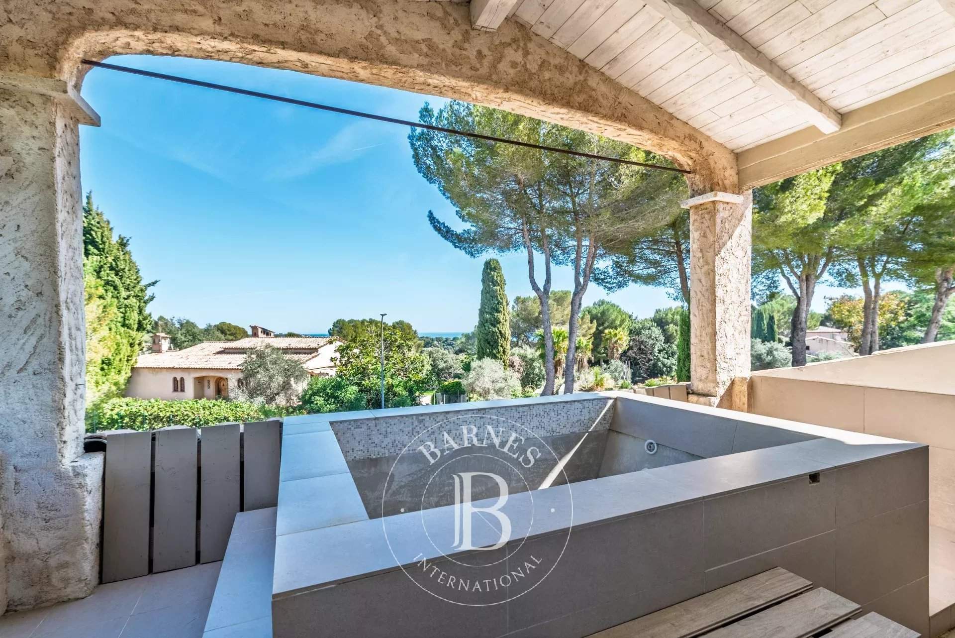 Biot  - Villa 8 Pi&egrave;ces 6 Chambres - picture 6