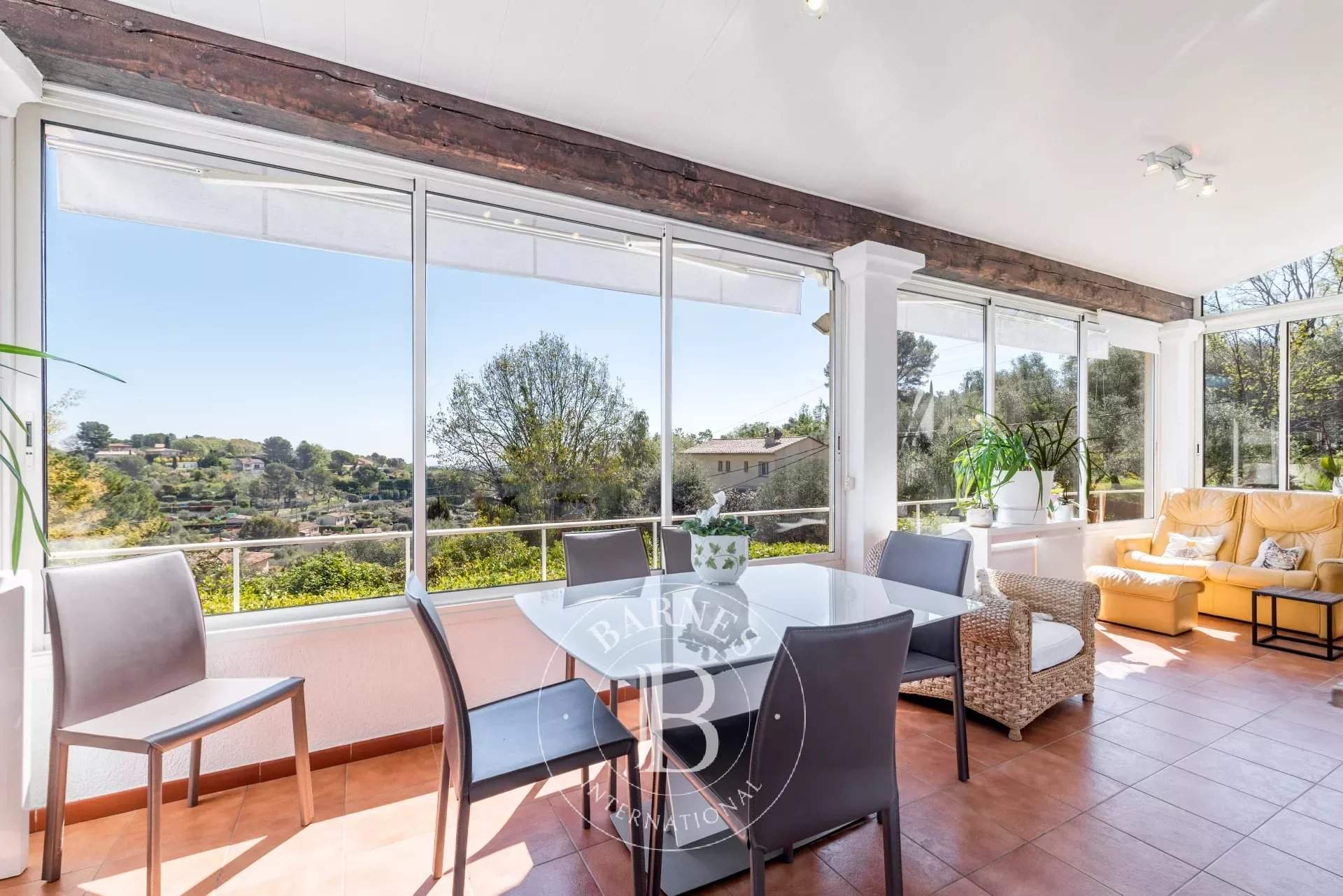 Le Rouret  - Maison 7 Pi&egrave;ces 5 Chambres - picture 20