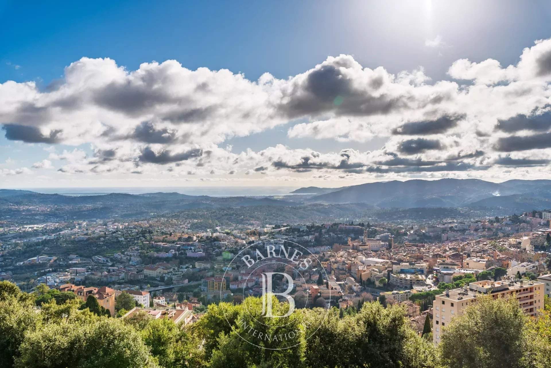 Grasse  - Maison 6 Pi&egrave;ces 4 Chambres - picture 12