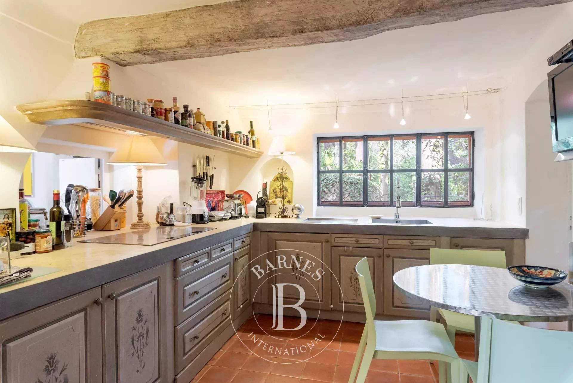 Grasse  - Bastide 5 Pi&egrave;ces 3 Chambres - picture 8