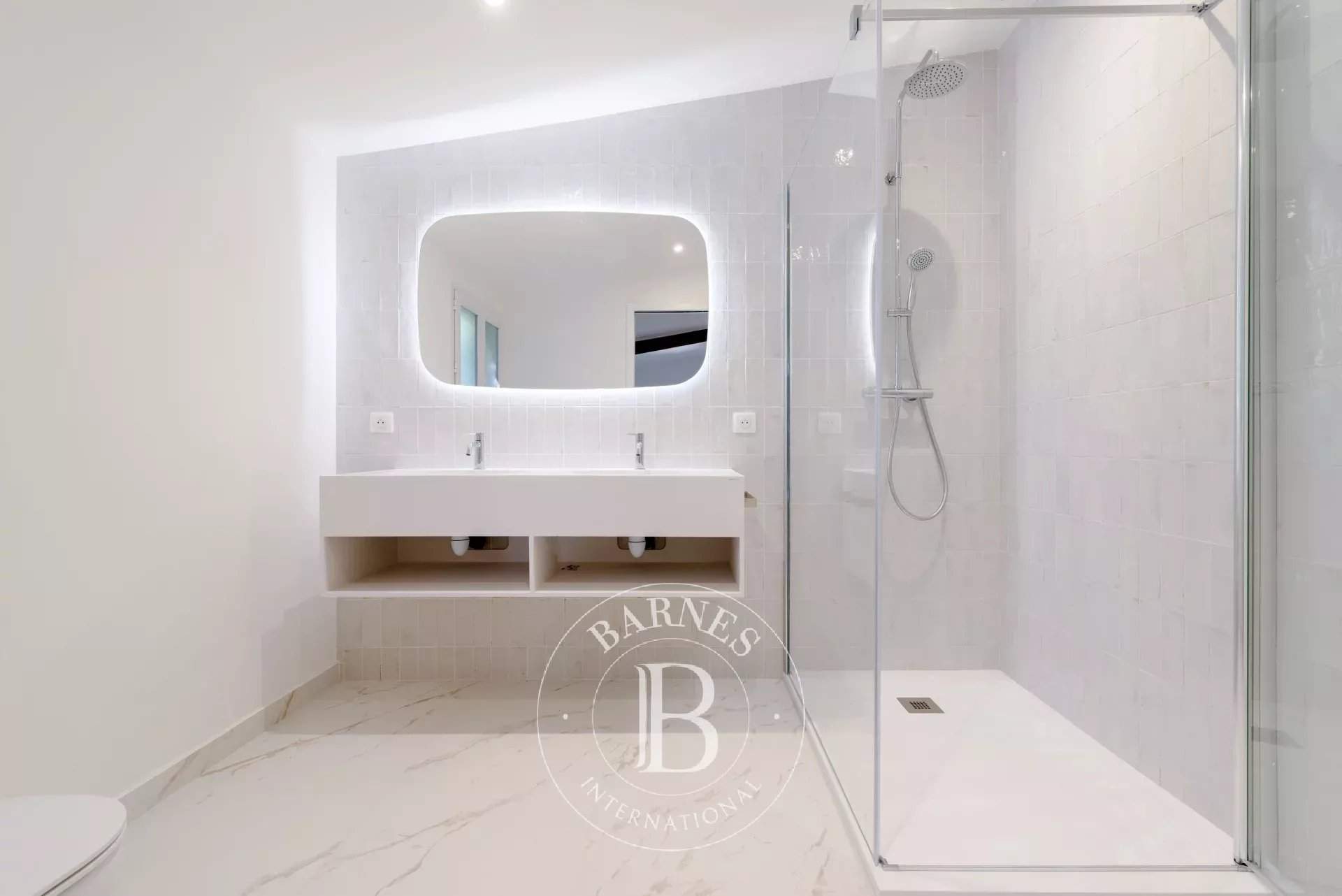 Biot  - Villa 5 Pi&egrave;ces 3 Chambres - picture 9