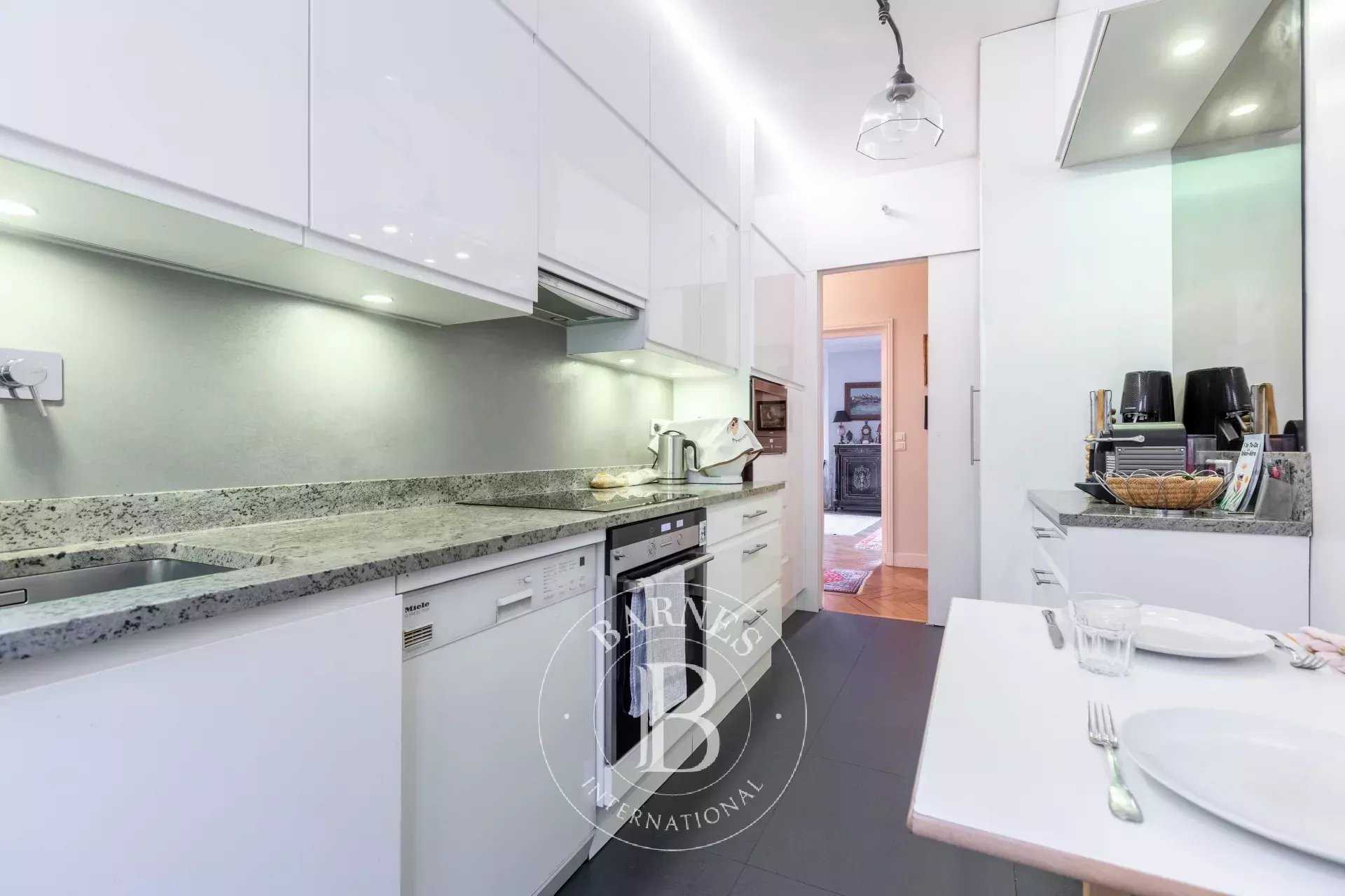 Paris  - Apartment 3 Bedrooms