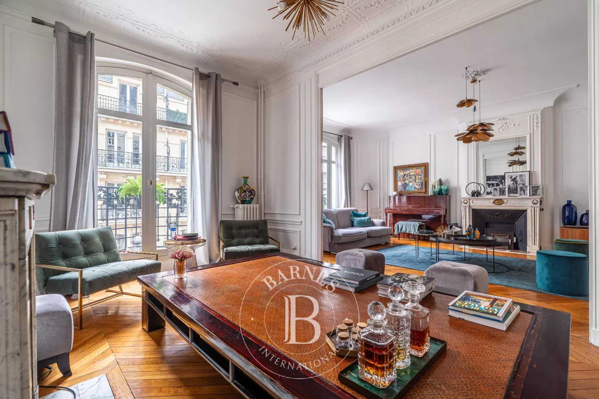 Paris  - Piso 5 Cuartos 4 Habitaciones