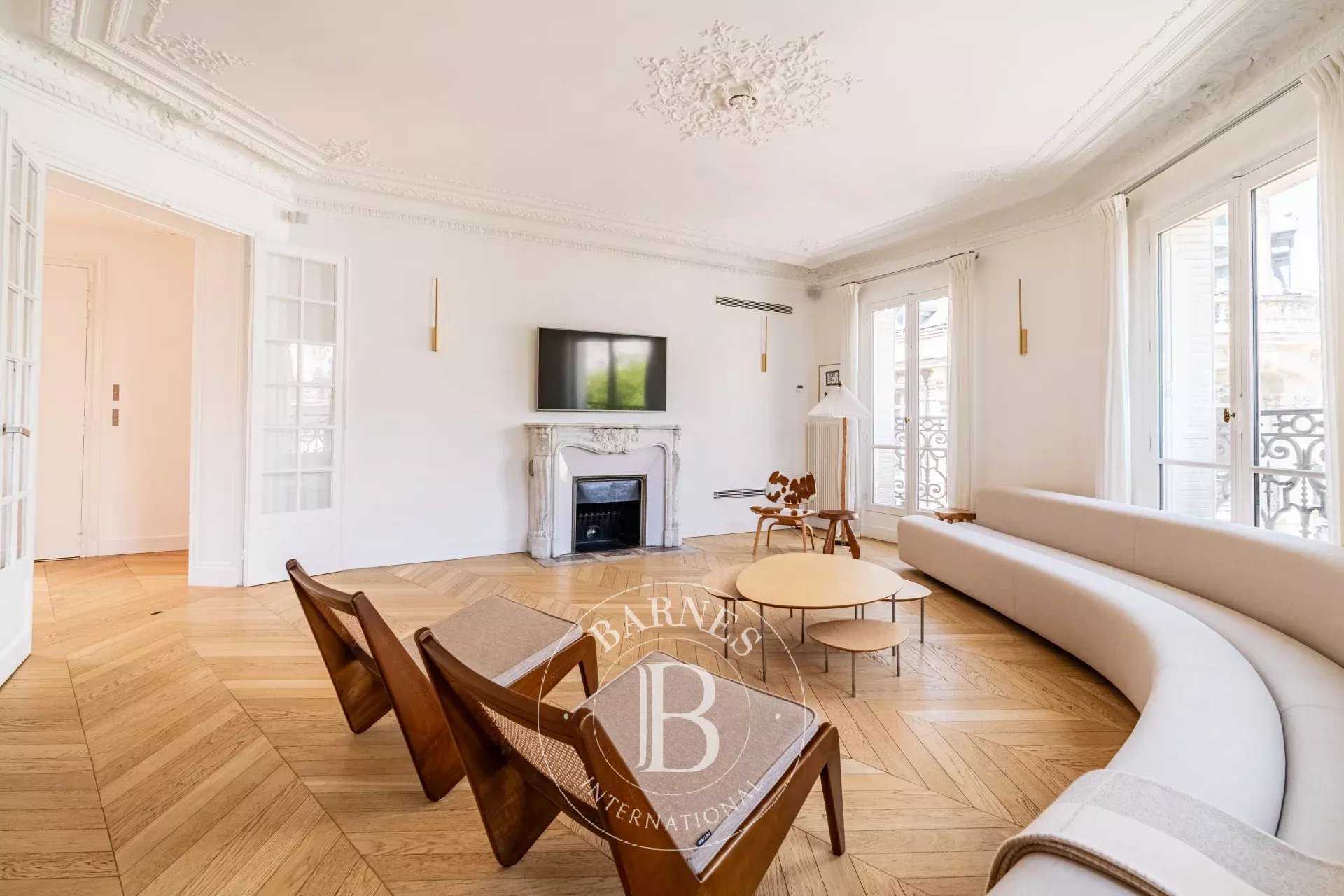 Paris  - Apartment 3 Bedrooms
