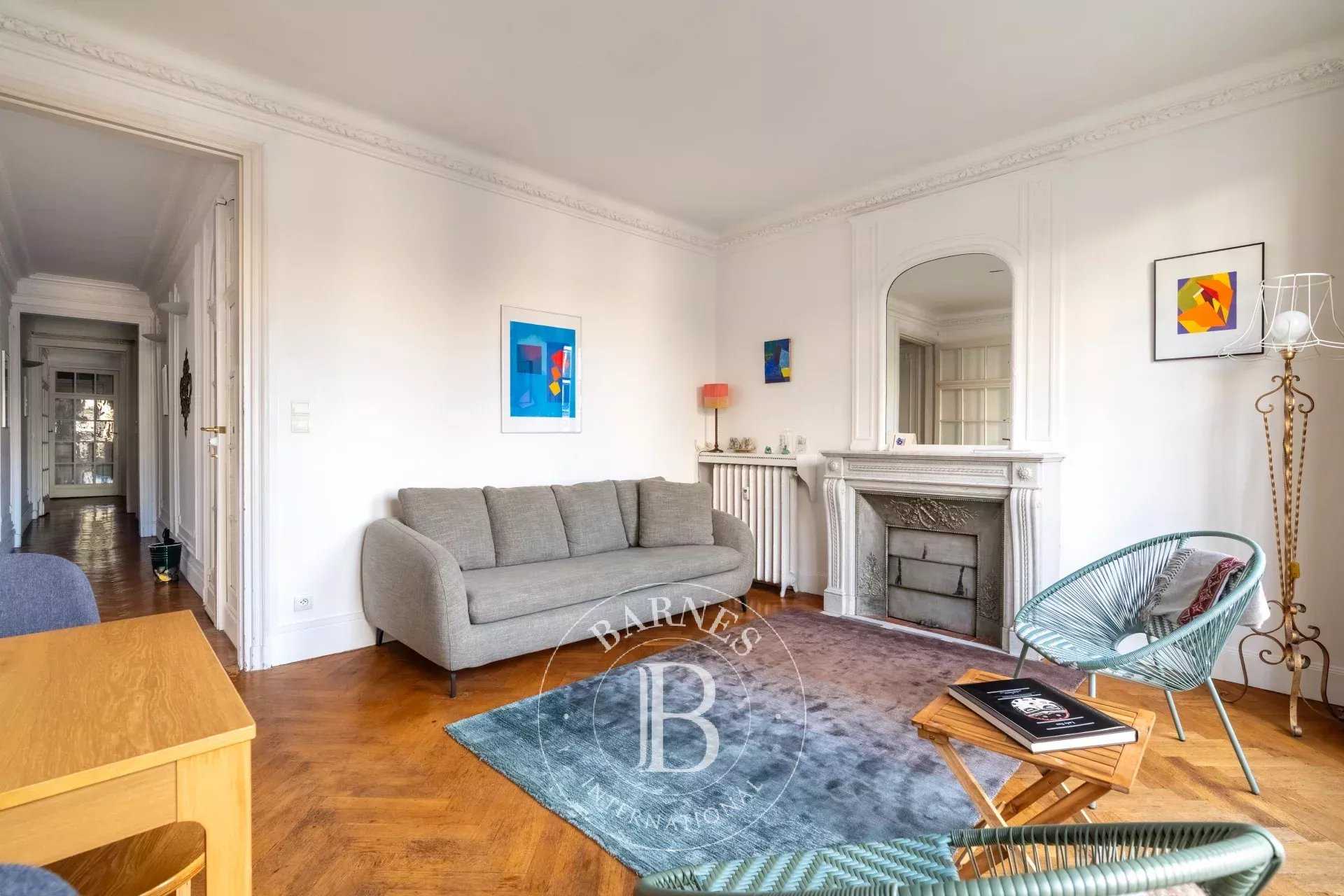 Paris  - Apartment 2 Bedrooms