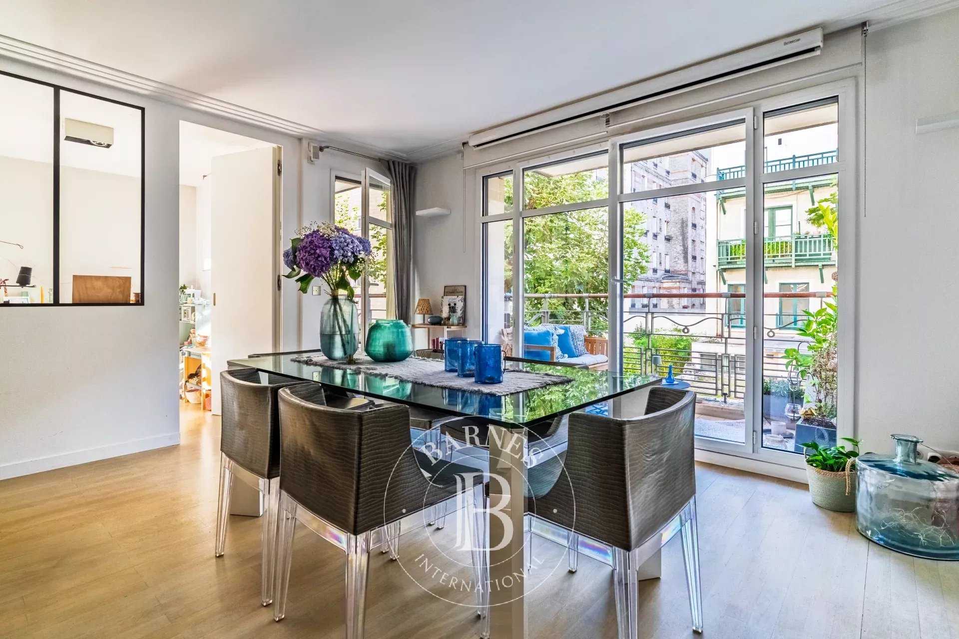 Paris  - Apartment 3 Bedrooms