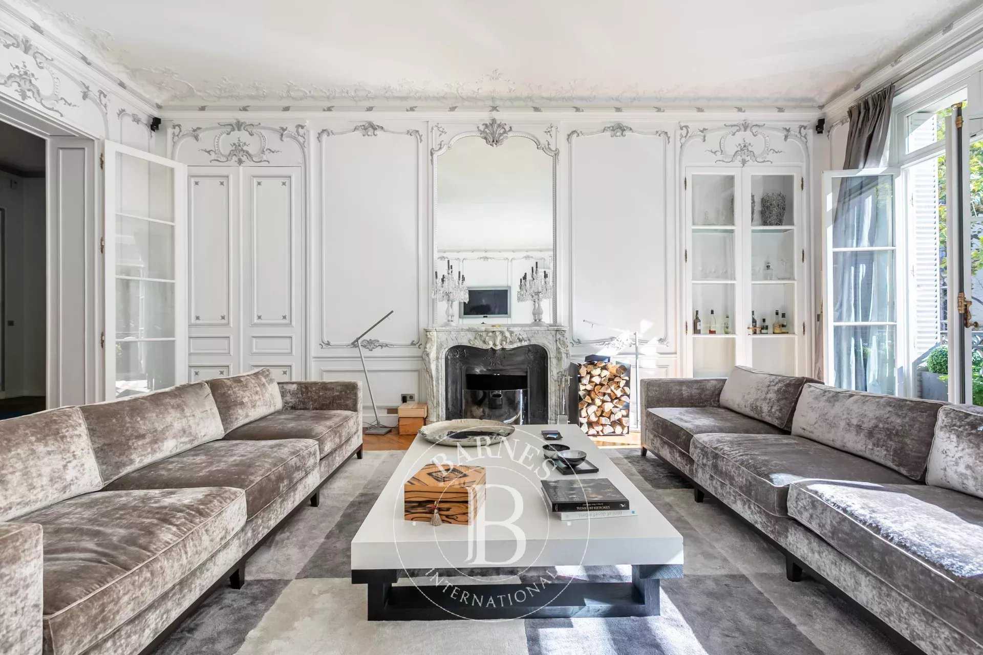 Paris  - Piso 8 Cuartos 4 Habitaciones