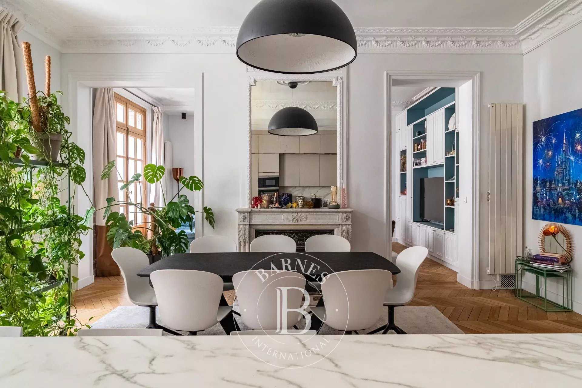 Paris  - Apartment 3 Bedrooms
