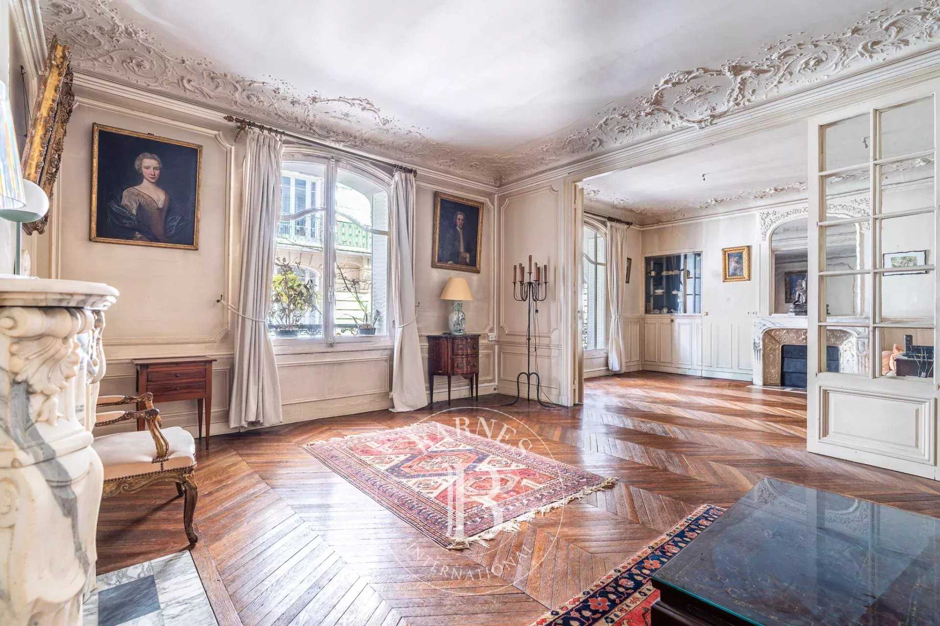 Paris  - Appartement 7 Pi&egrave;ces 5 Chambres