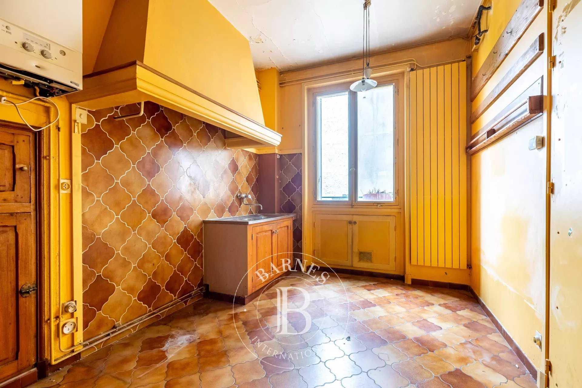 Paris  - Apartment 4 Bedrooms