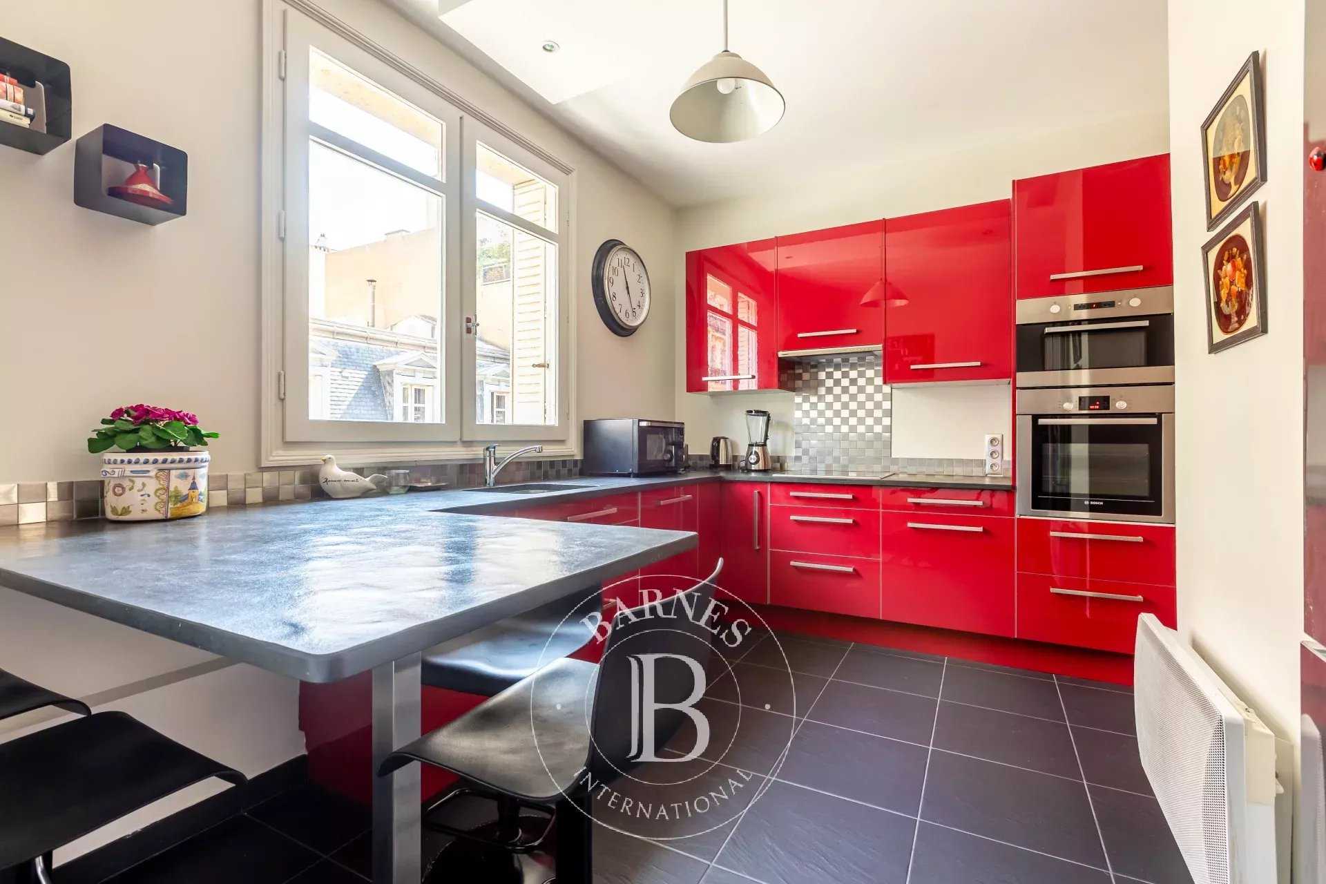 Paris  - Apartment 3 Bedrooms