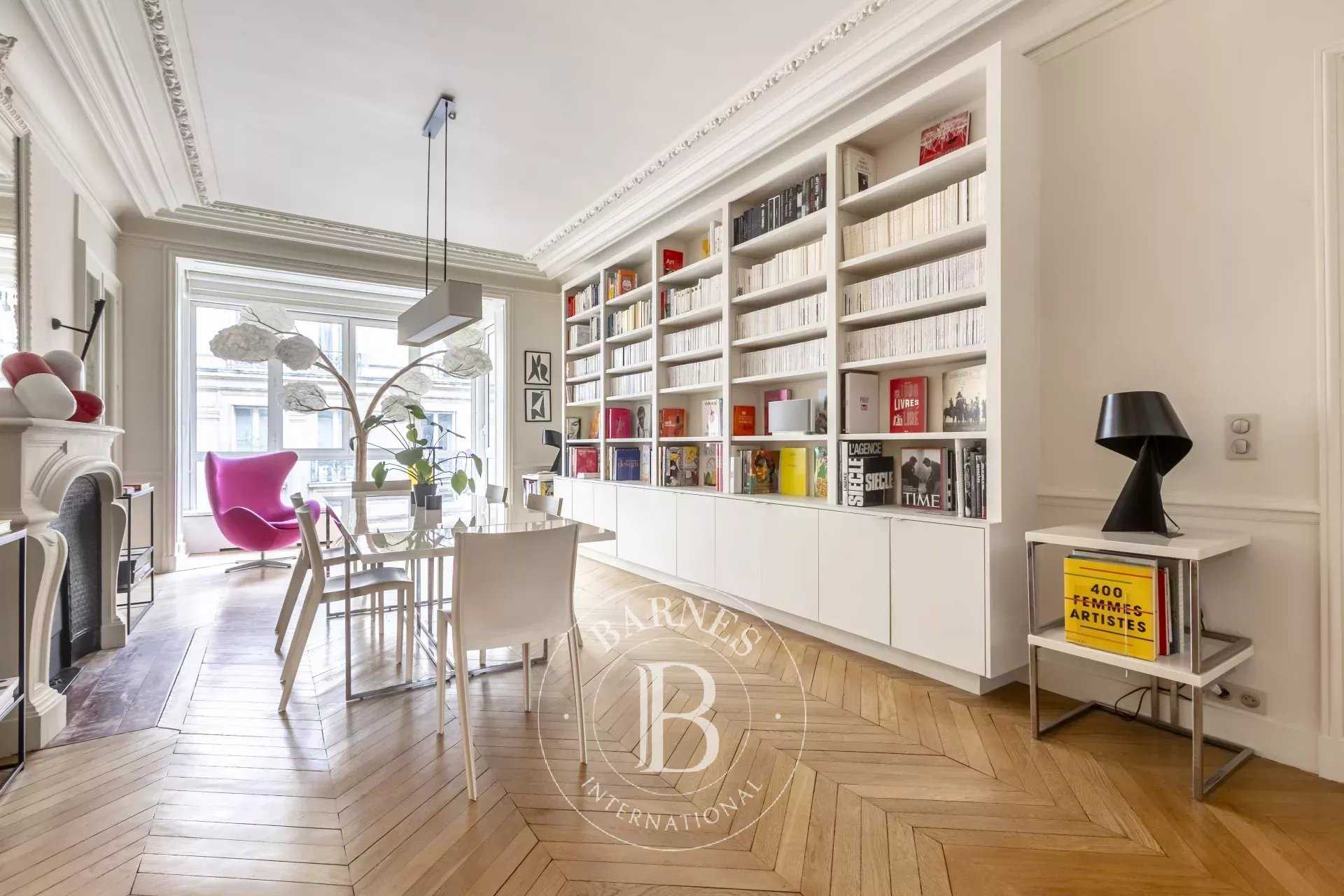 Paris  - Apartment 4 Bedrooms