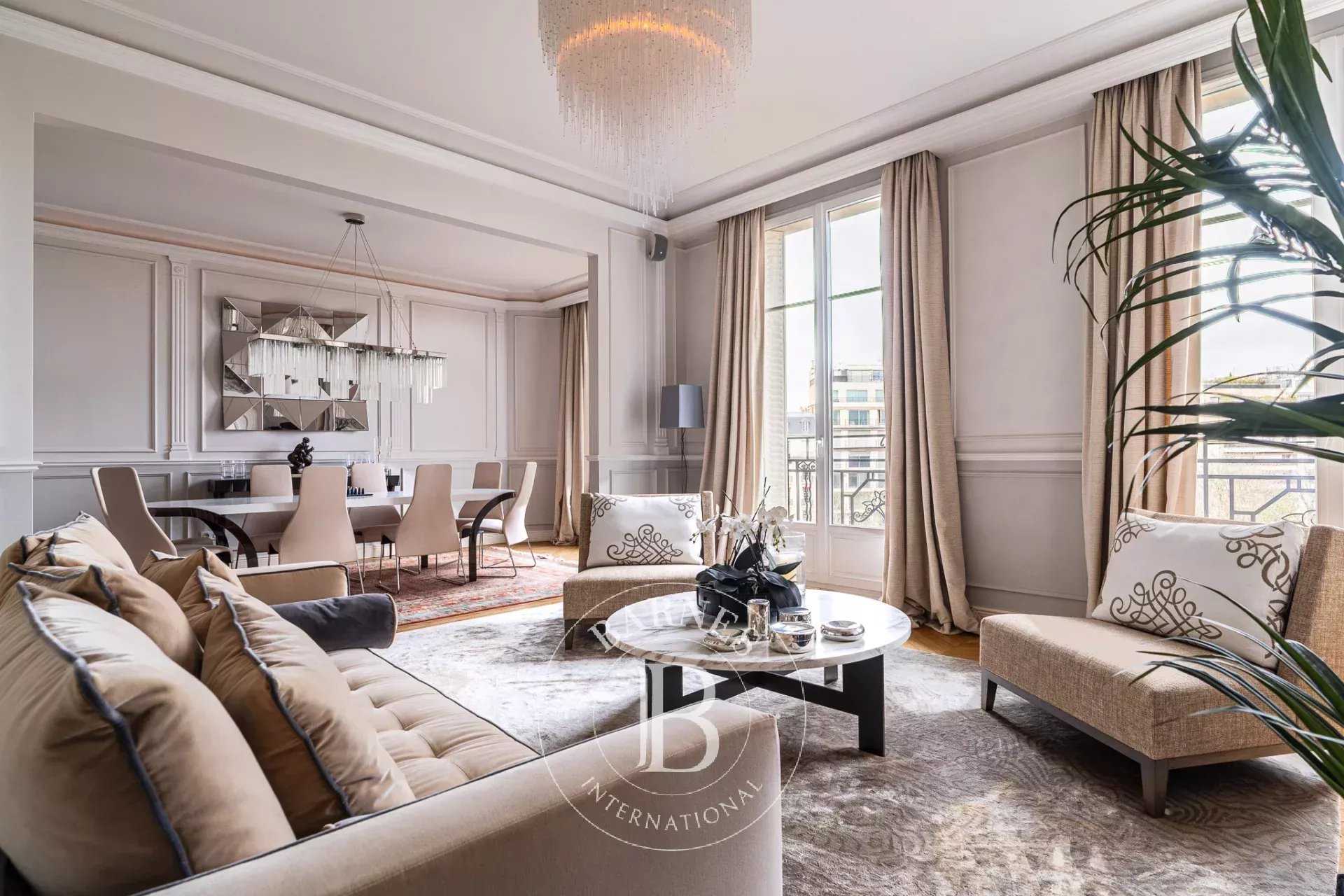 Paris  - Apartment 4 Bedrooms