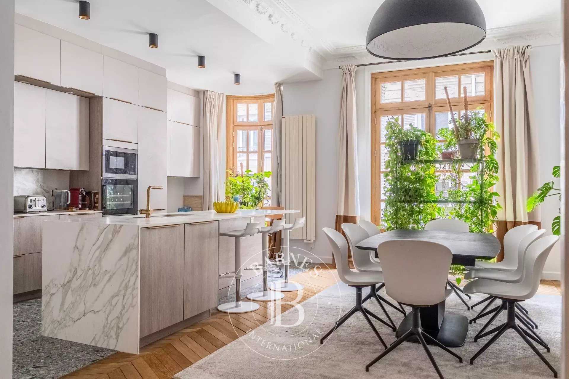 Paris  - Apartment 3 Bedrooms