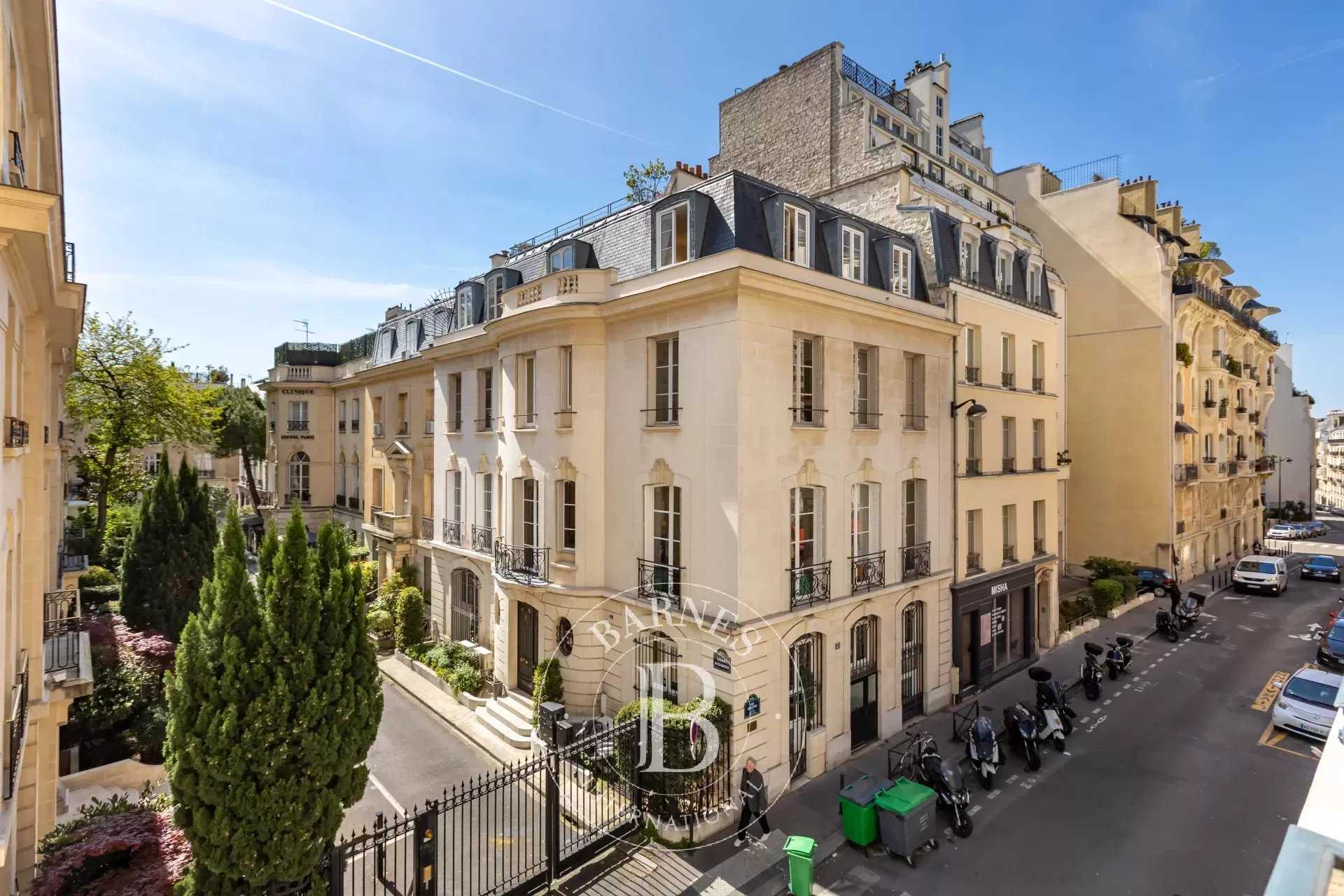 Apartment Paris 75016  -  ref 82506526 (picture 2)