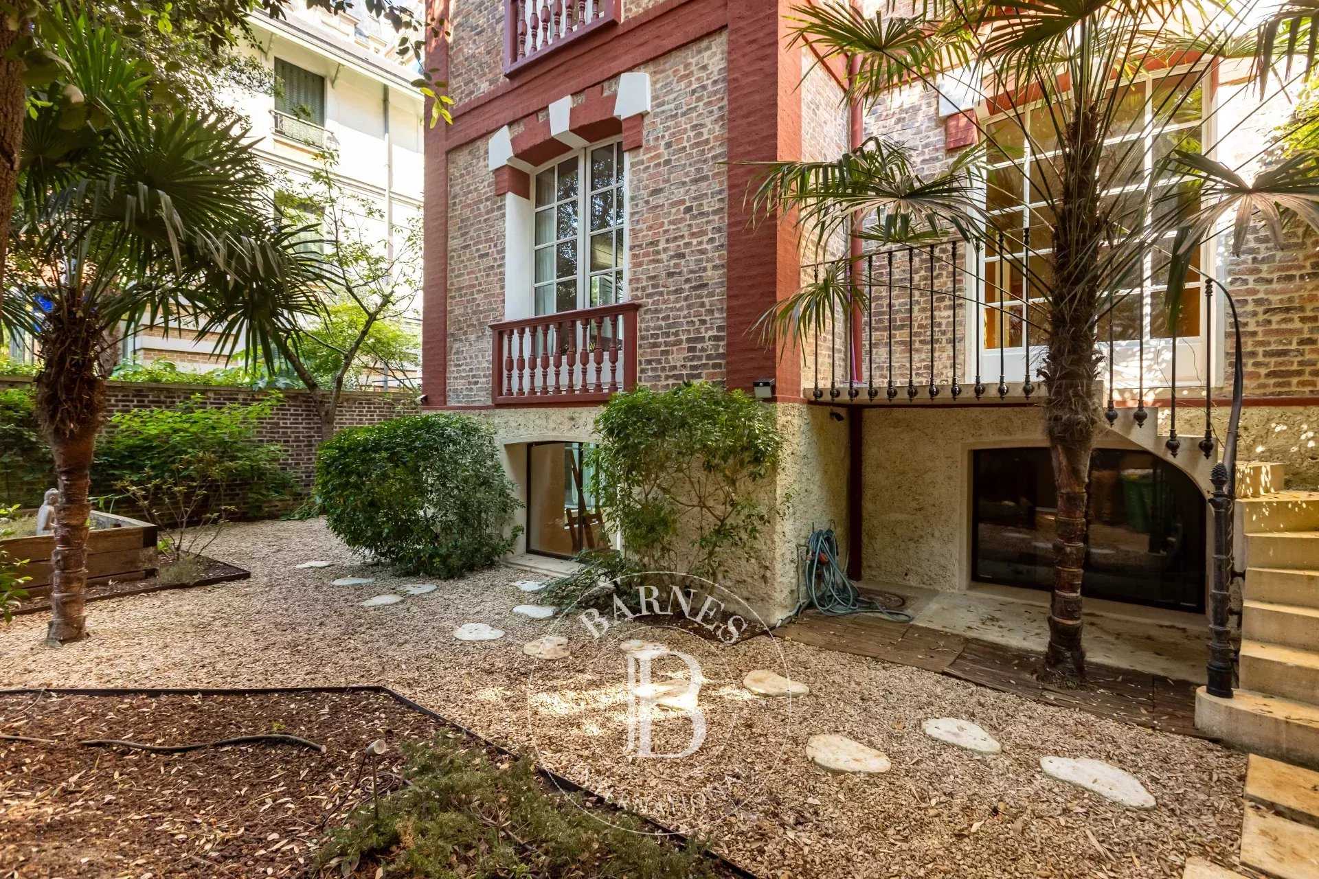Mansion Paris 75016  -  ref 86007748 (picture 2)