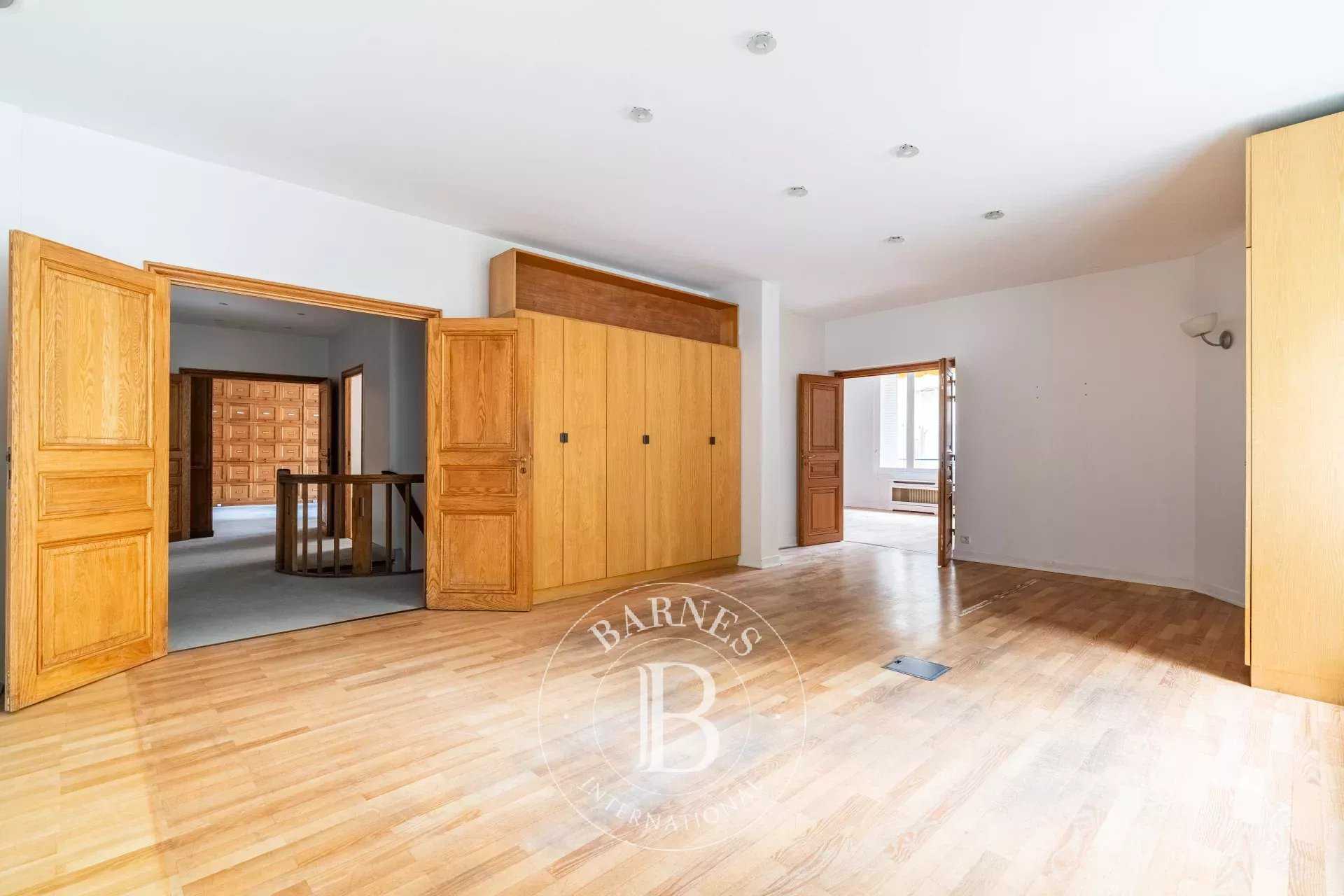 Appartement Paris 75016  -  ref 85875554 (picture 1)