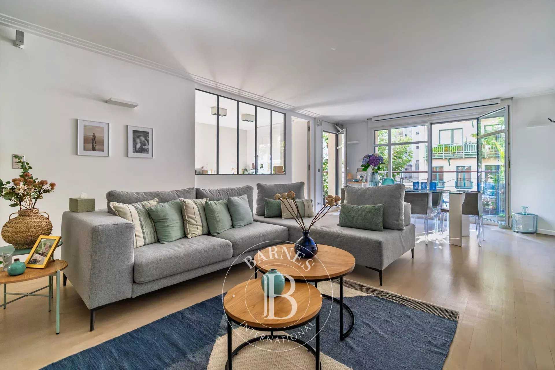 Apartment Paris 75016  -  ref 86224340 (picture 1)