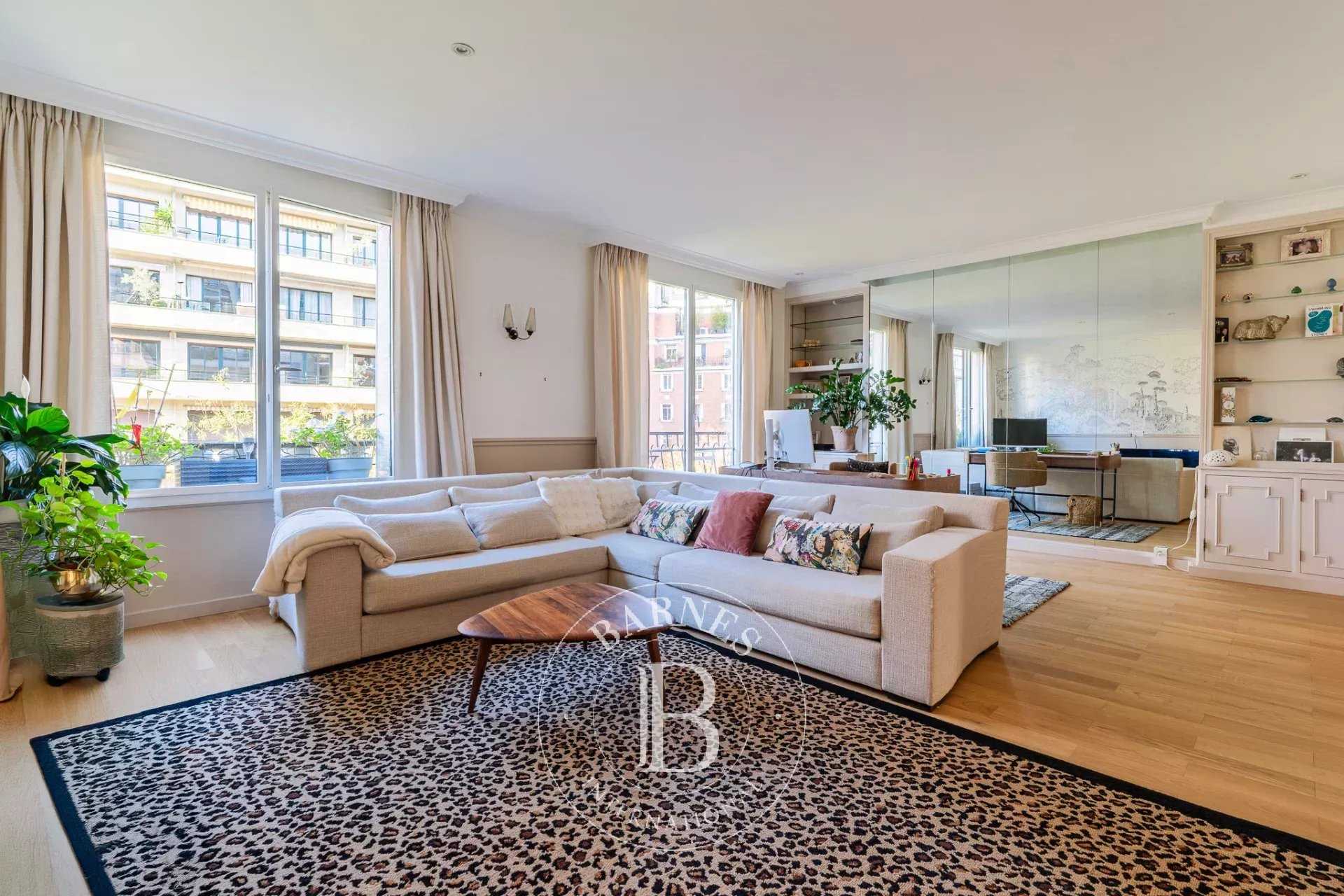 Appartement Paris 75016  -  ref 86440540 (picture 1)