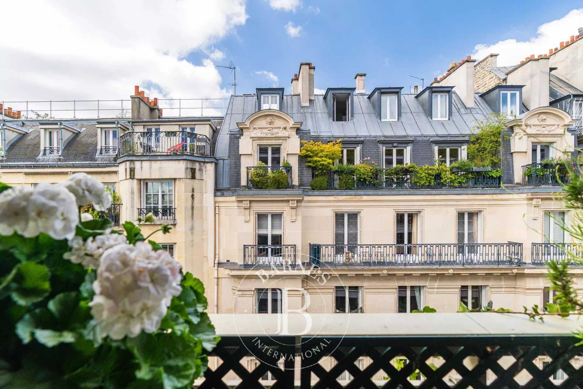 Appartement Paris 75016  -  ref 85956053 (picture 1)