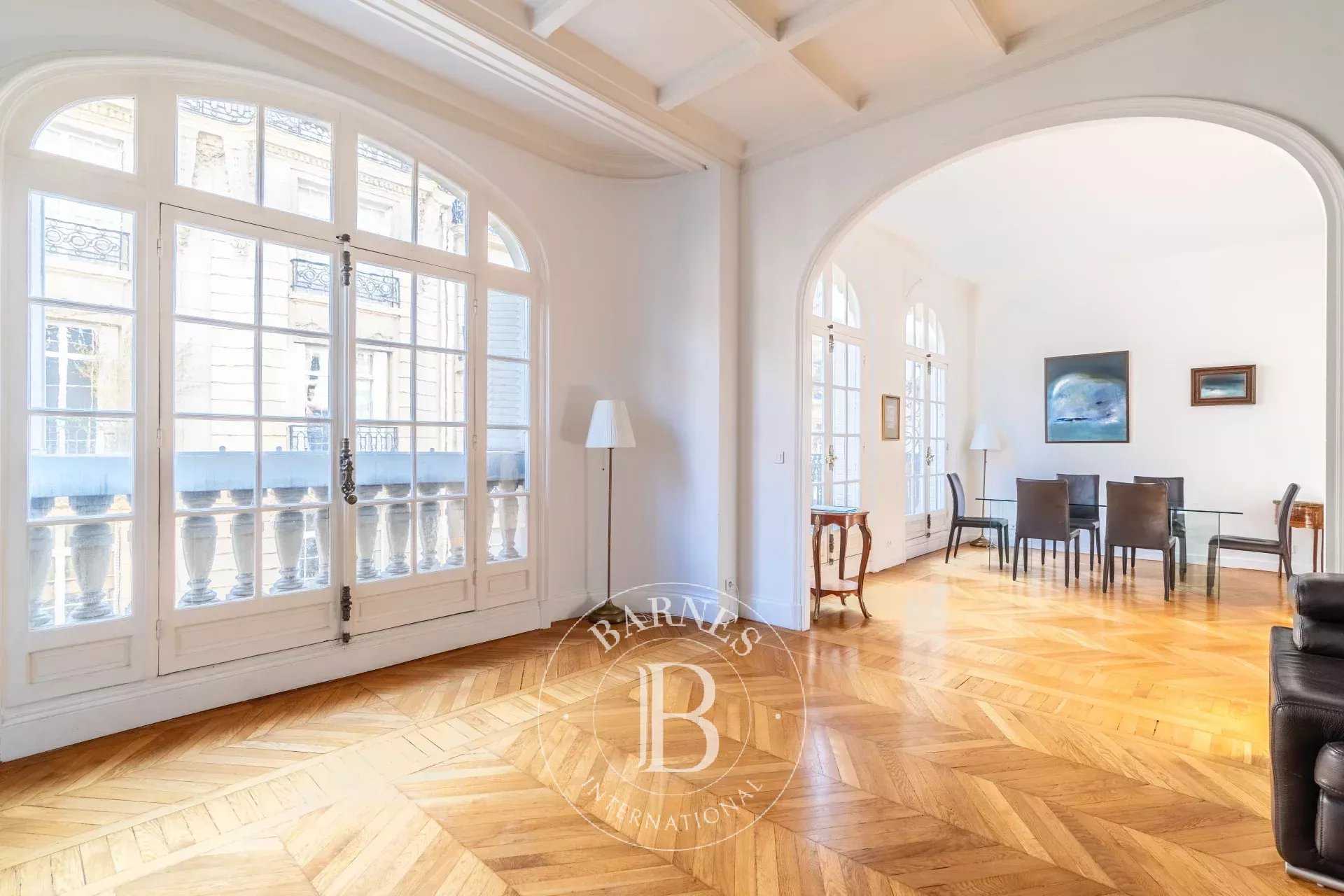 Appartement Paris 75016  -  ref 85302324 (picture 1)