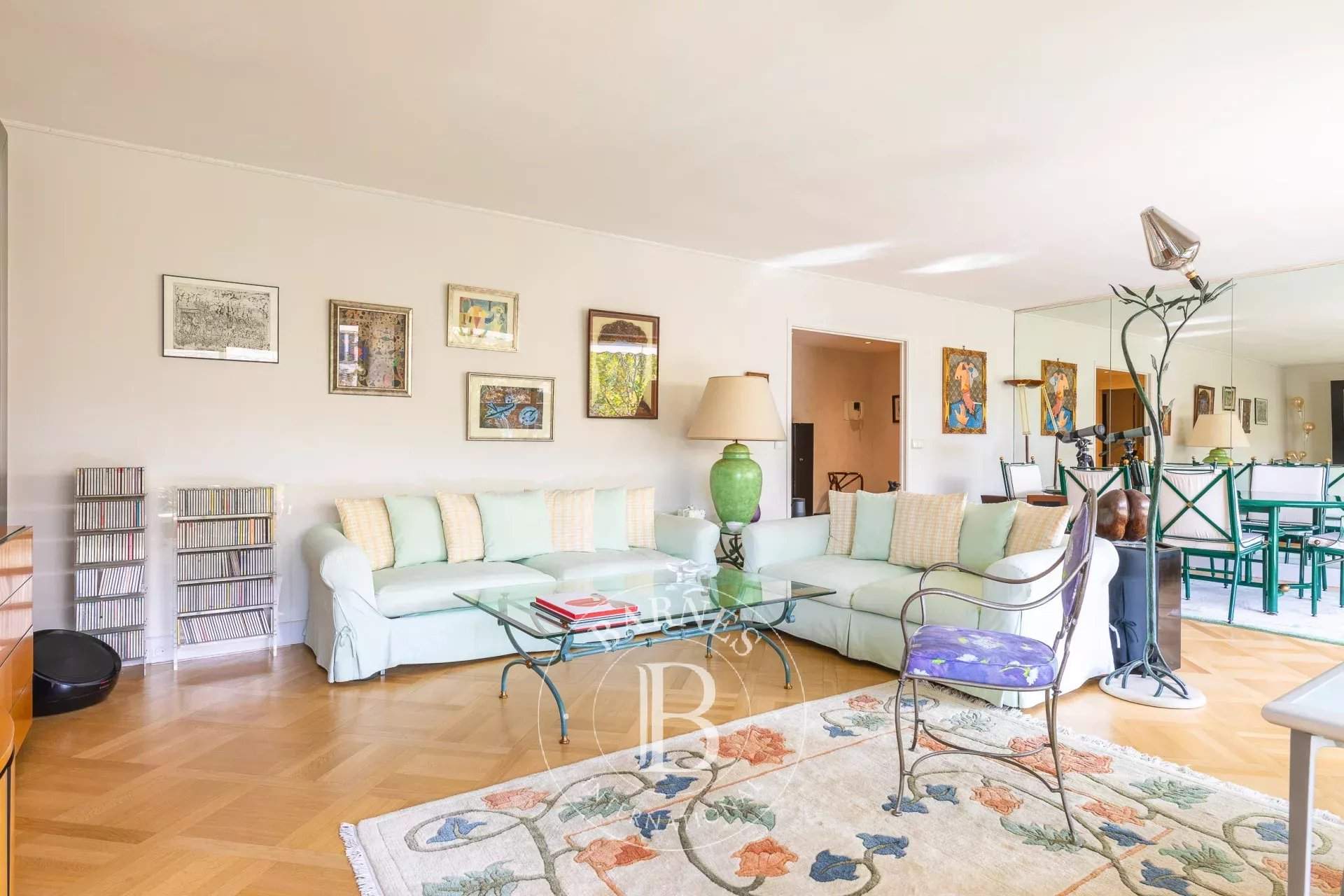 Paris  - Apartment 2 Bedrooms - picture 8