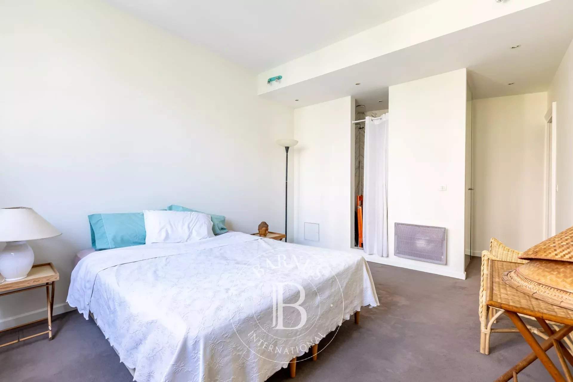 Paris  - Apartment 3 Bedrooms - picture 10