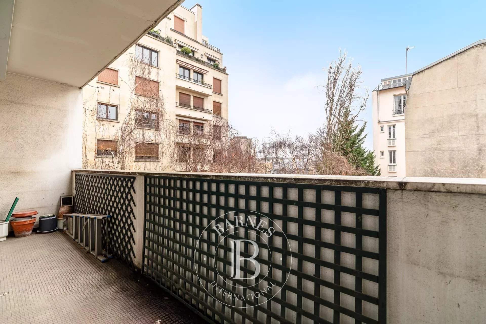 Paris  - Appartement 5 Pi&egrave;ces 3 Chambres - picture 11