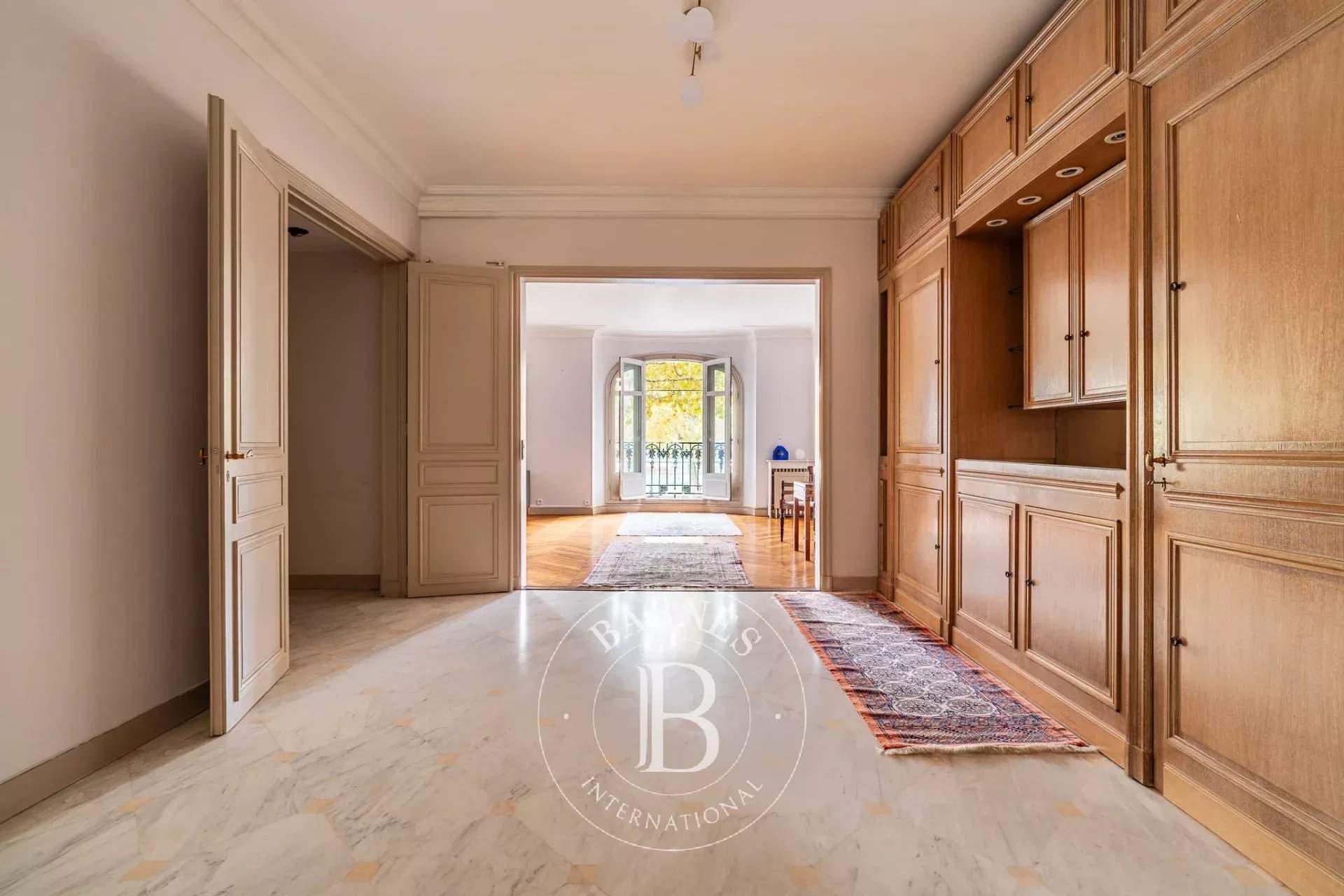 Paris  - Appartement  - picture 13