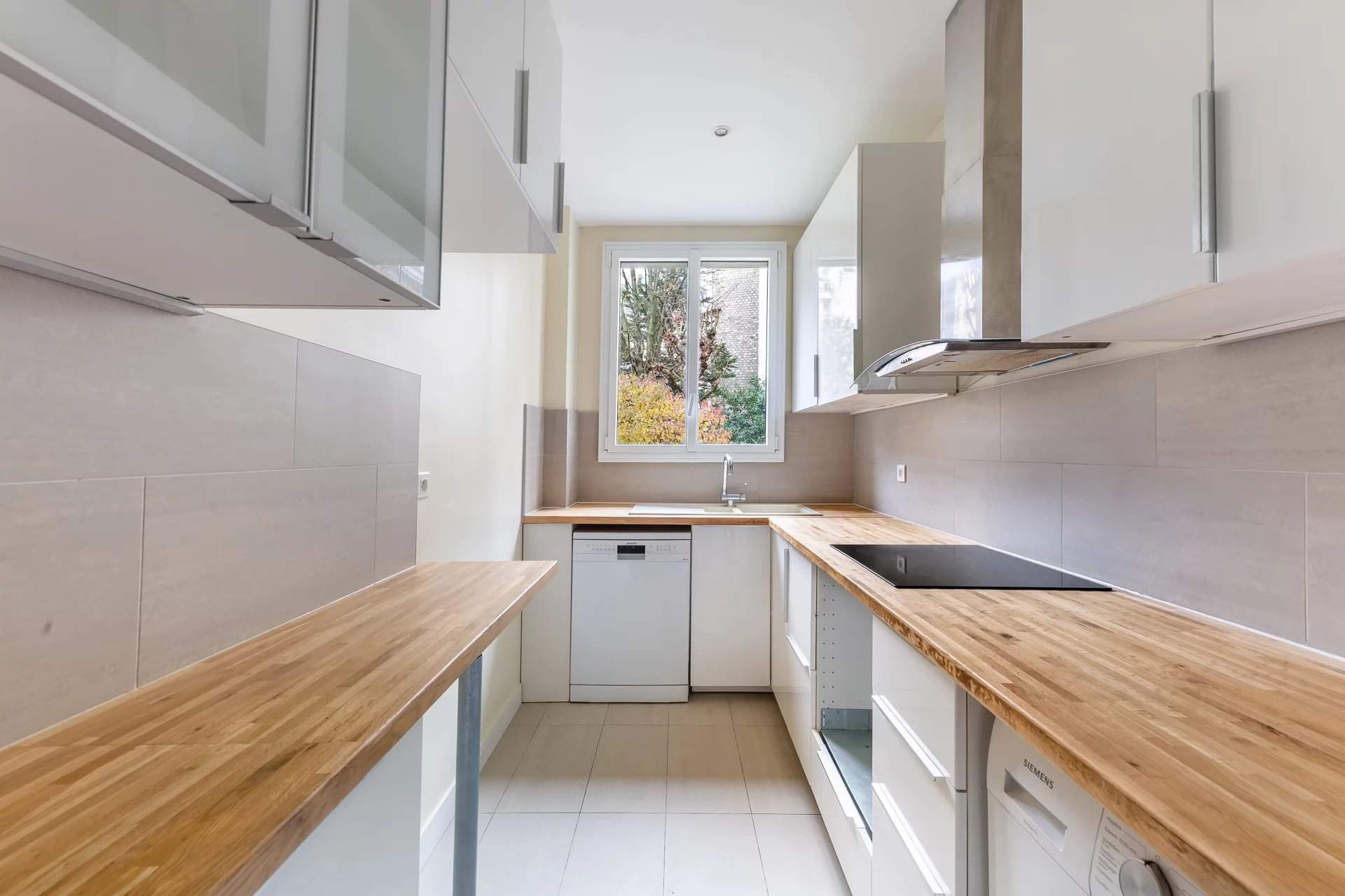 Paris  - Apartment 3 Bedrooms - picture 11