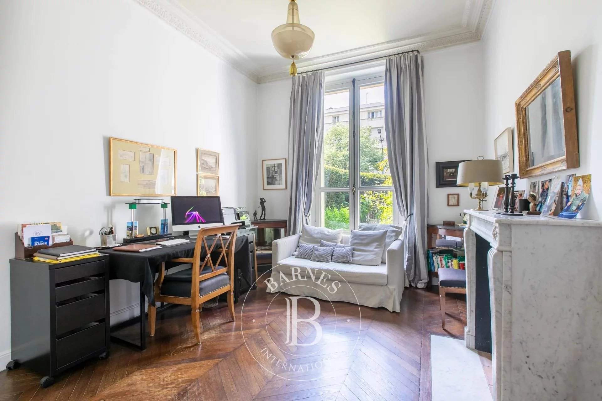 Paris  - Apartment 3 Bedrooms - picture 10