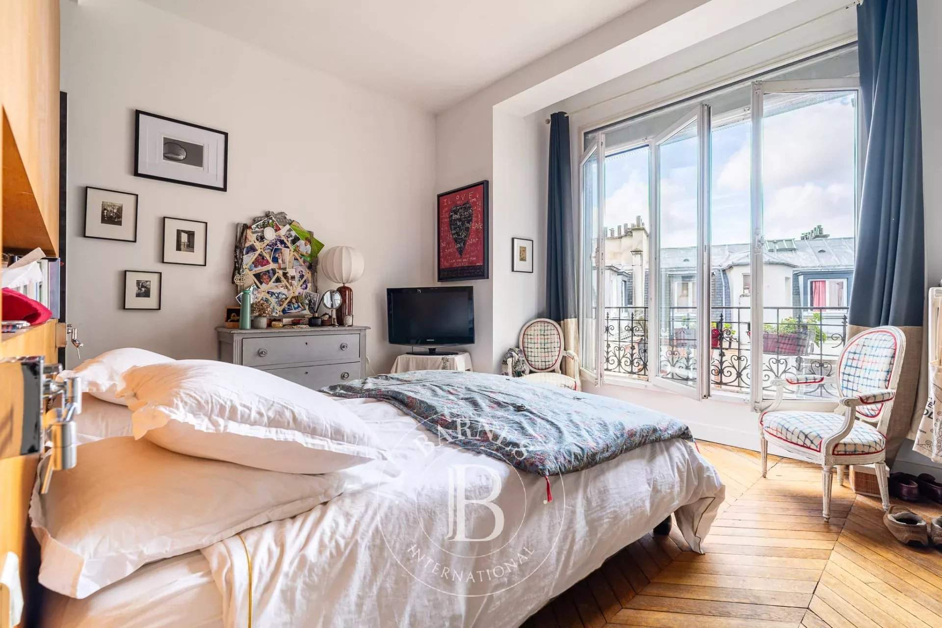 Paris  - Appartement 6 Pi&egrave;ces 3 Chambres - picture 11