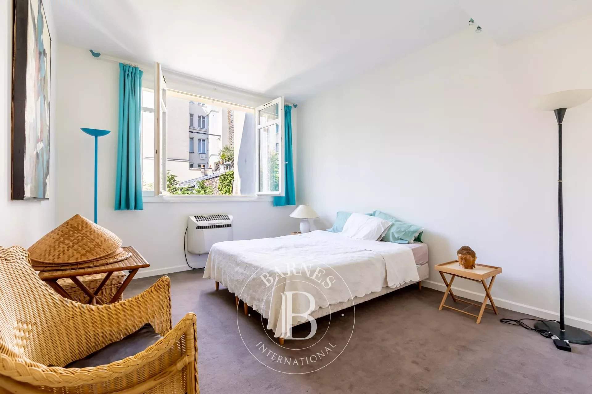Paris  - Apartment 3 Bedrooms - picture 9