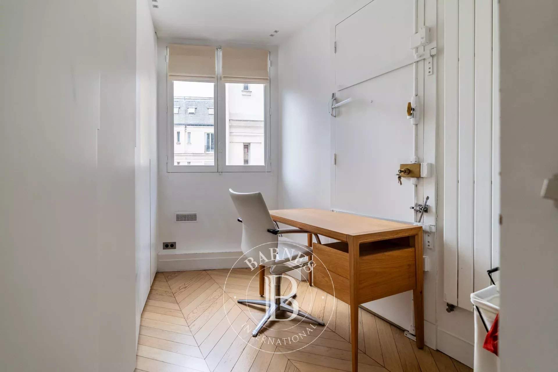 Paris  - Apartment 3 Bedrooms - picture 17