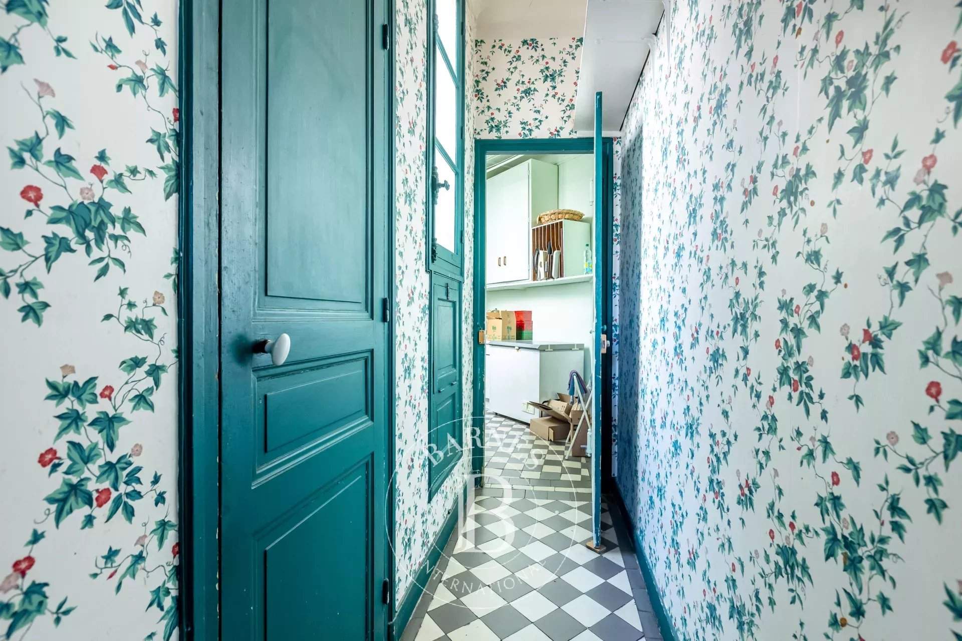 Paris  - Appartement 7 Pi&egrave;ces 4 Chambres - picture 13