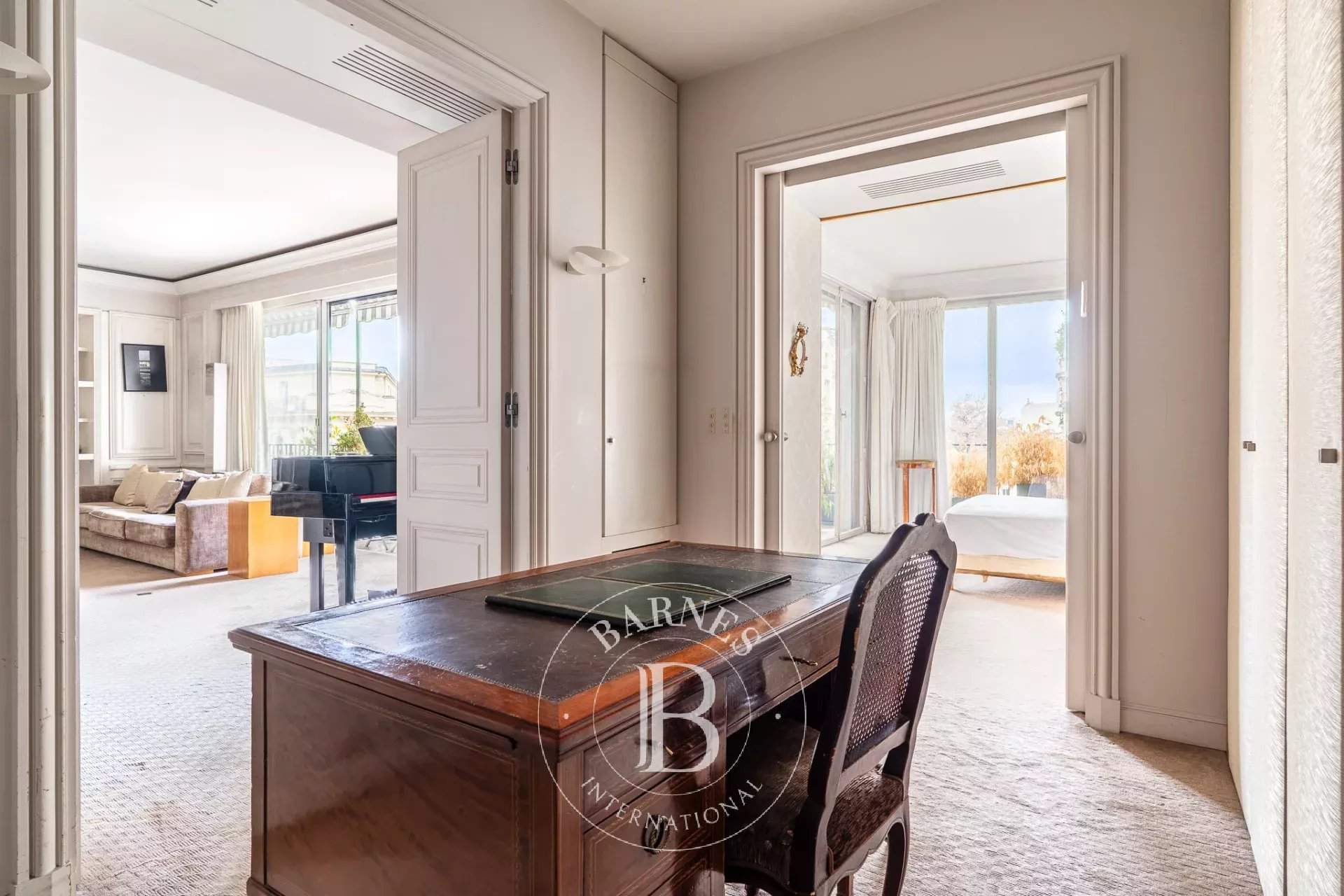 Paris  - Appartement 4 Pi&egrave;ces 2 Chambres - picture 16