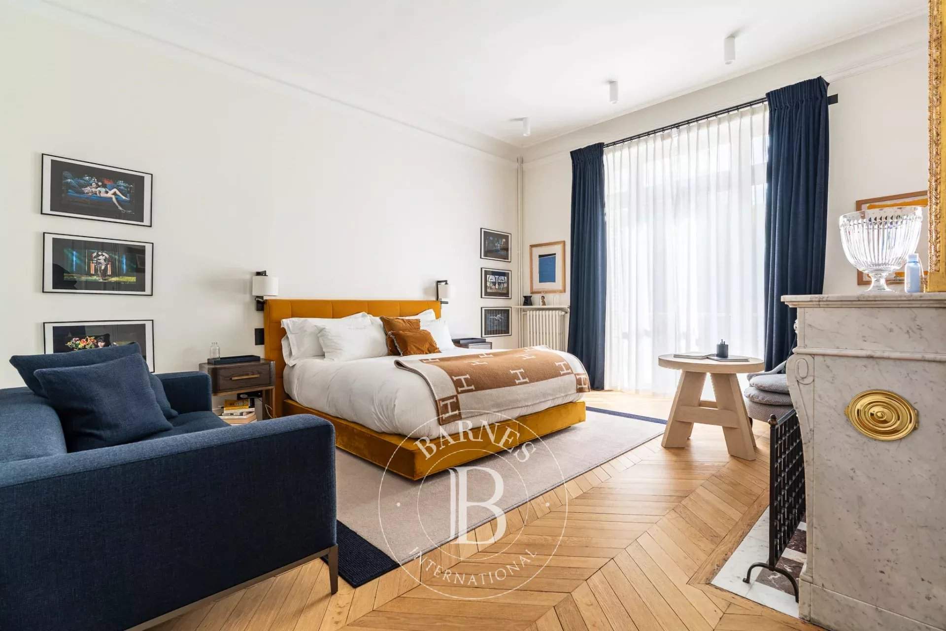 Paris  - Hôtel particulier 10 Pi&egrave;ces 5 Chambres - picture 13