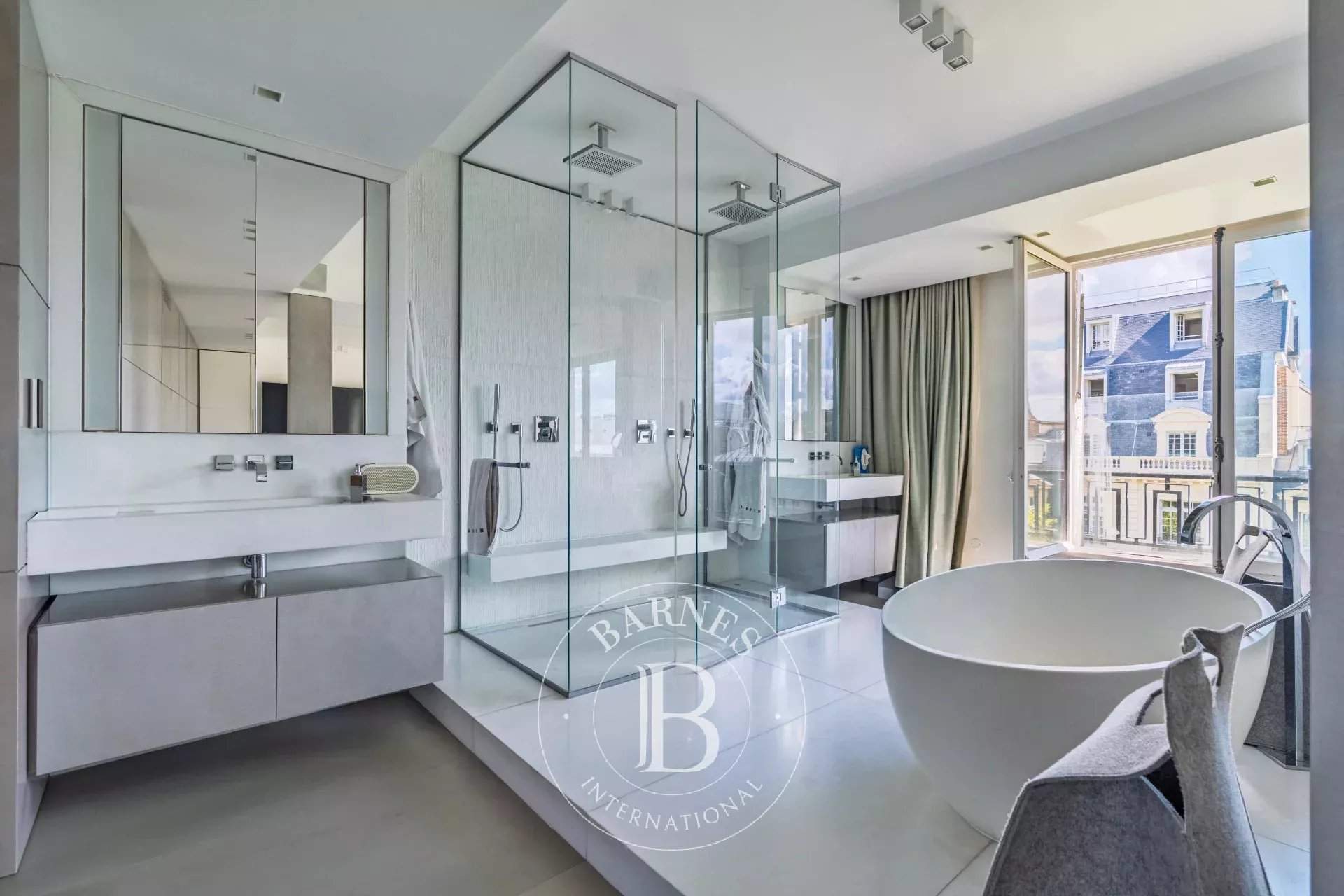 Paris  - Apartment 5 Bedrooms - picture 16