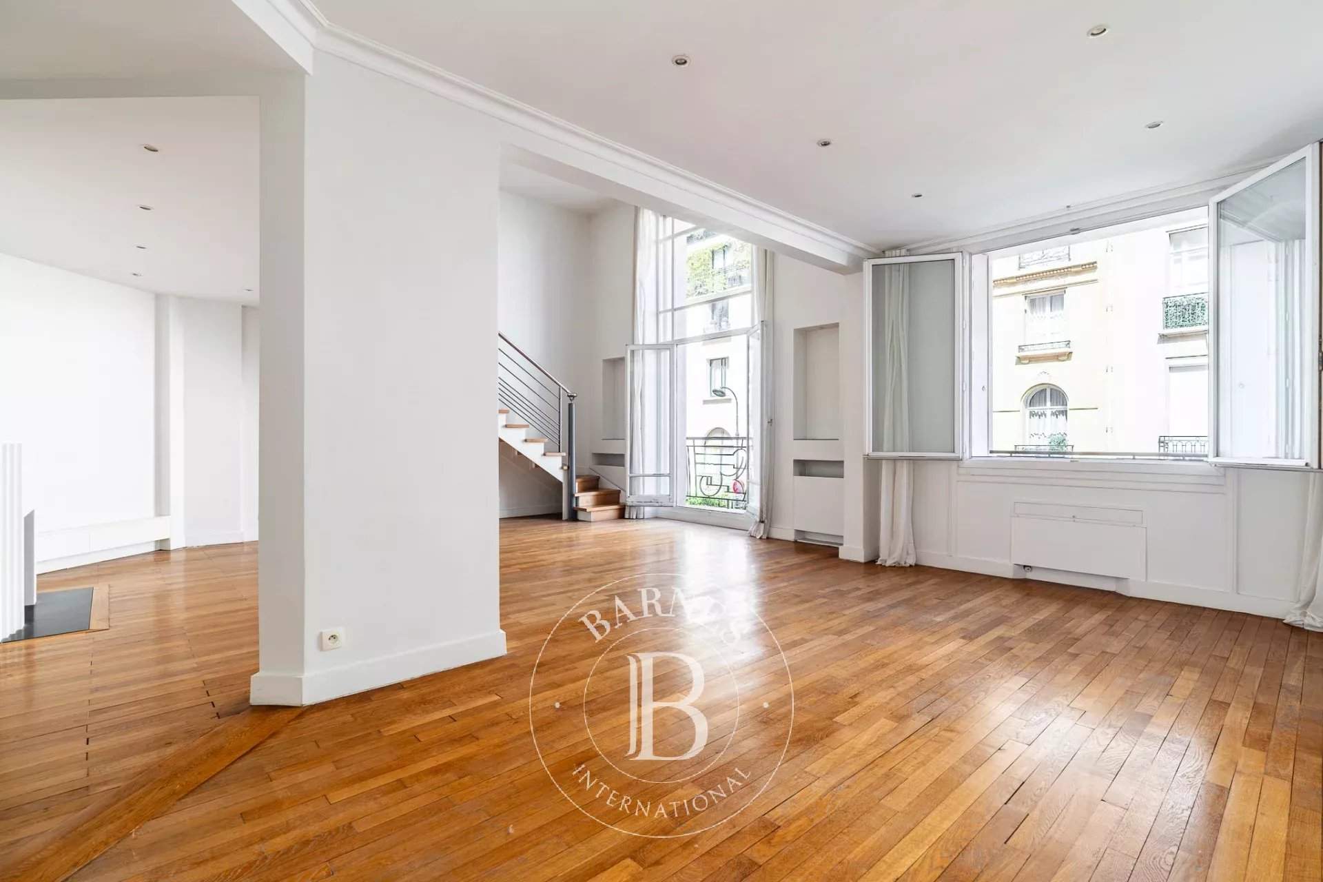 Paris  - Apartment 3 Bedrooms - picture 3
