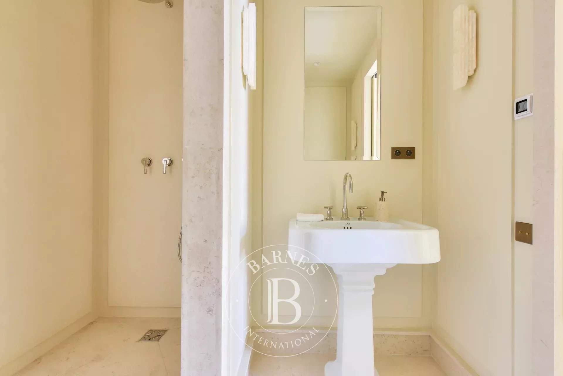 Paris  - Appartement 5 Pi&egrave;ces 4 Chambres - picture 14