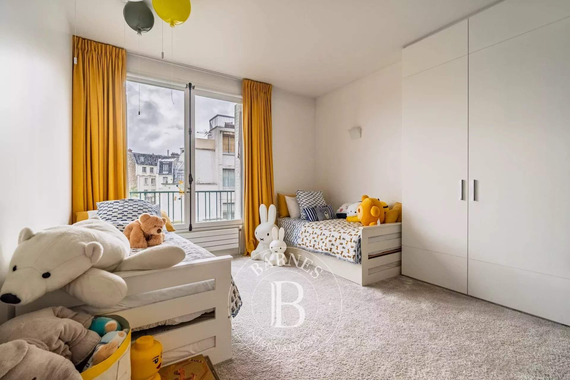 Paris  - Apartment 5 Bedrooms - picture 11